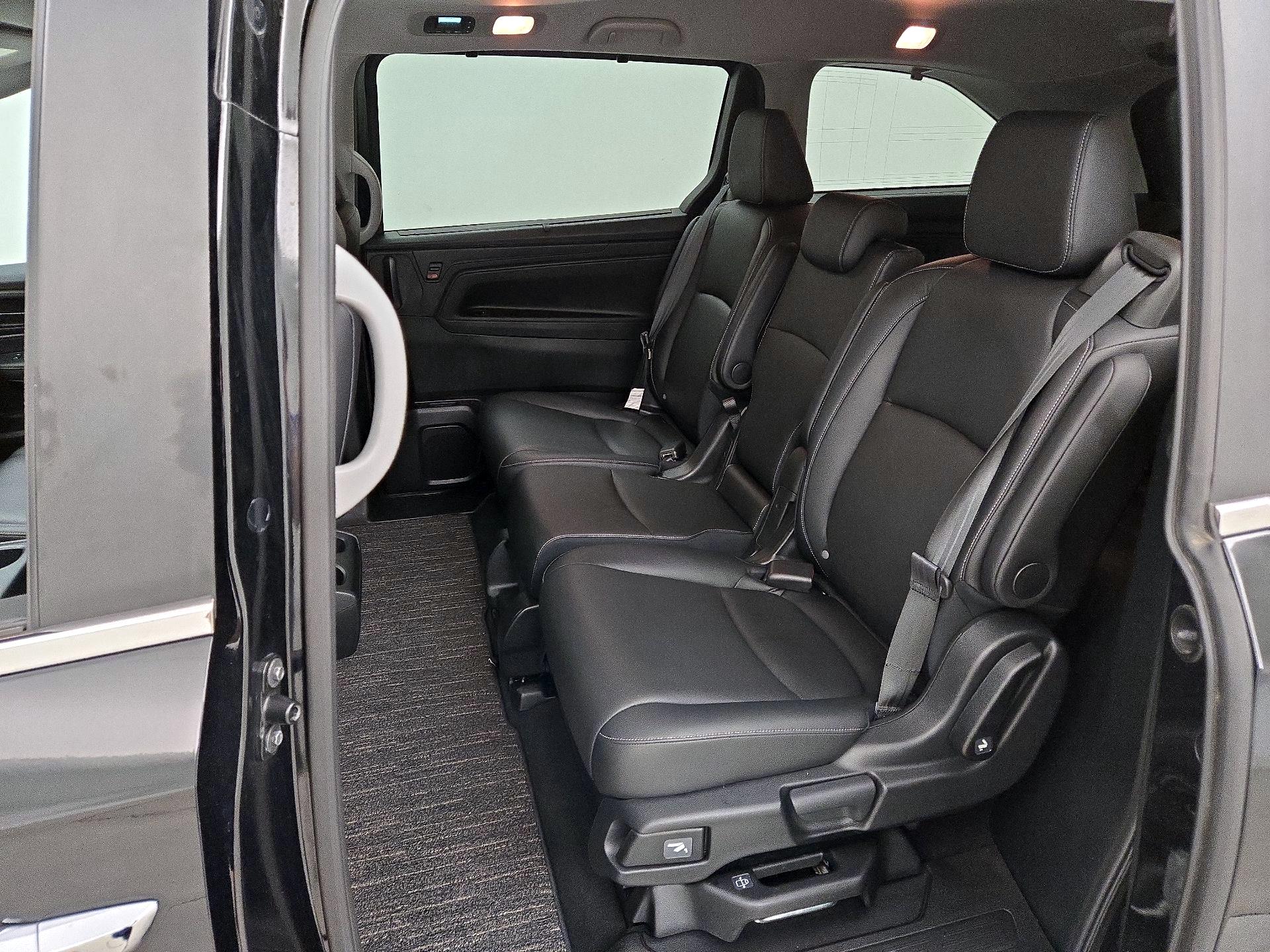 Thumbnail: 2023 Honda Odyssey - 20