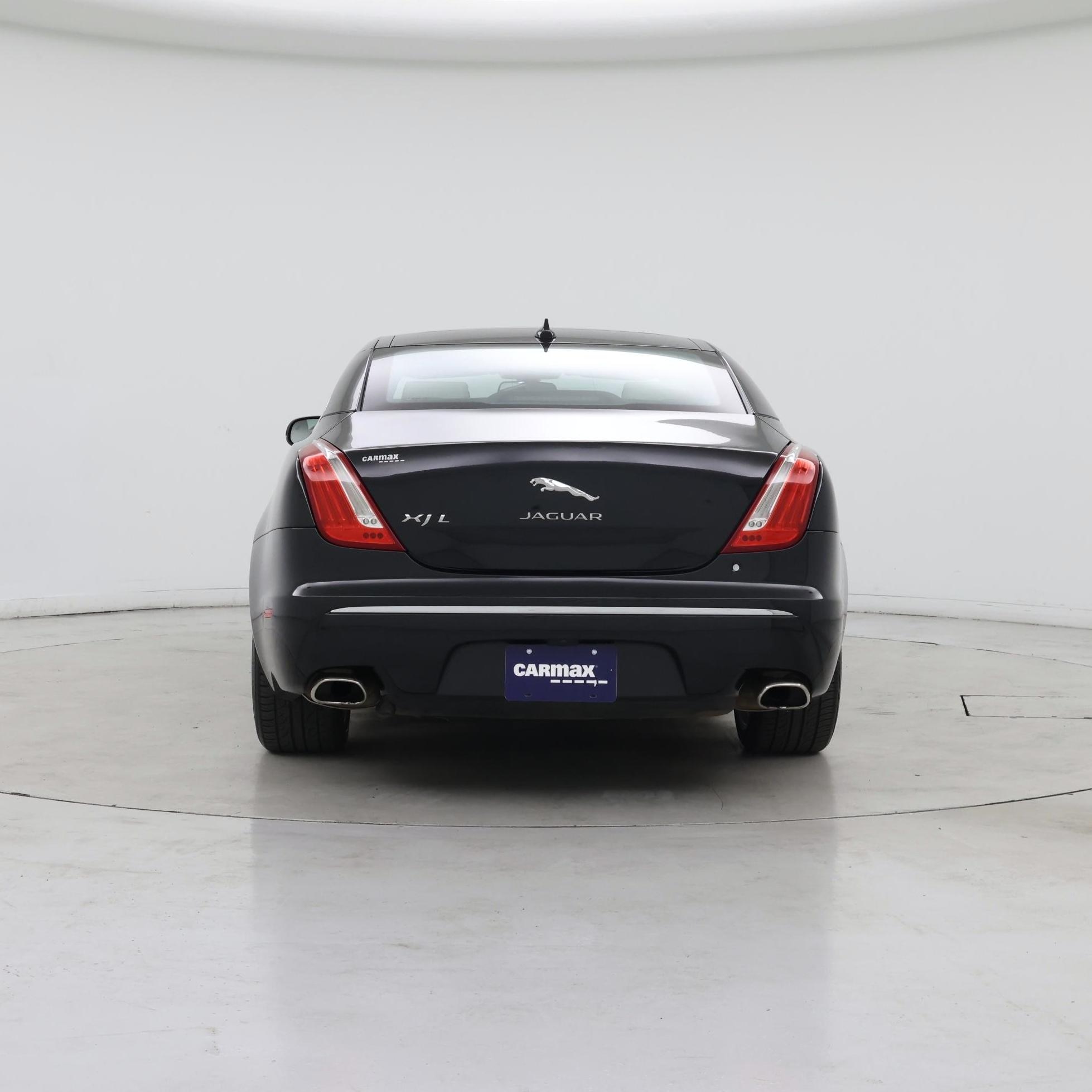 Thumbnail: 2015 Jaguar XJ - 6