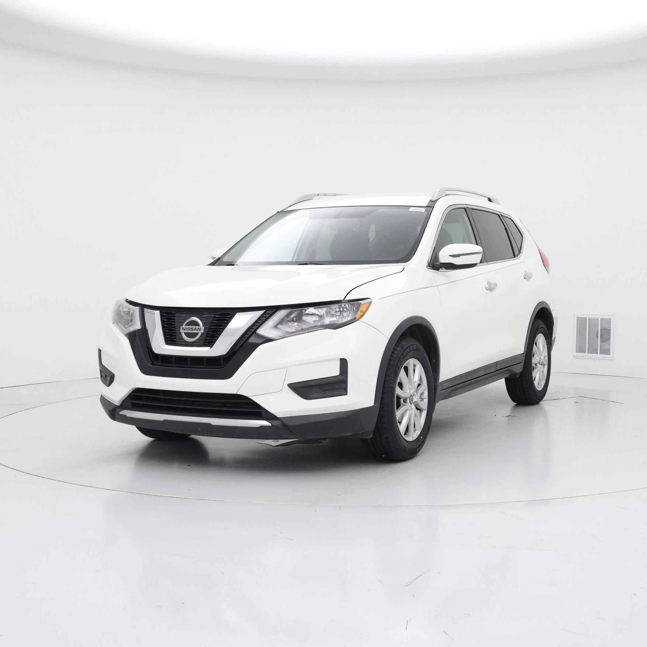 Thumbnail: 2017 Nissan Rogue - 4