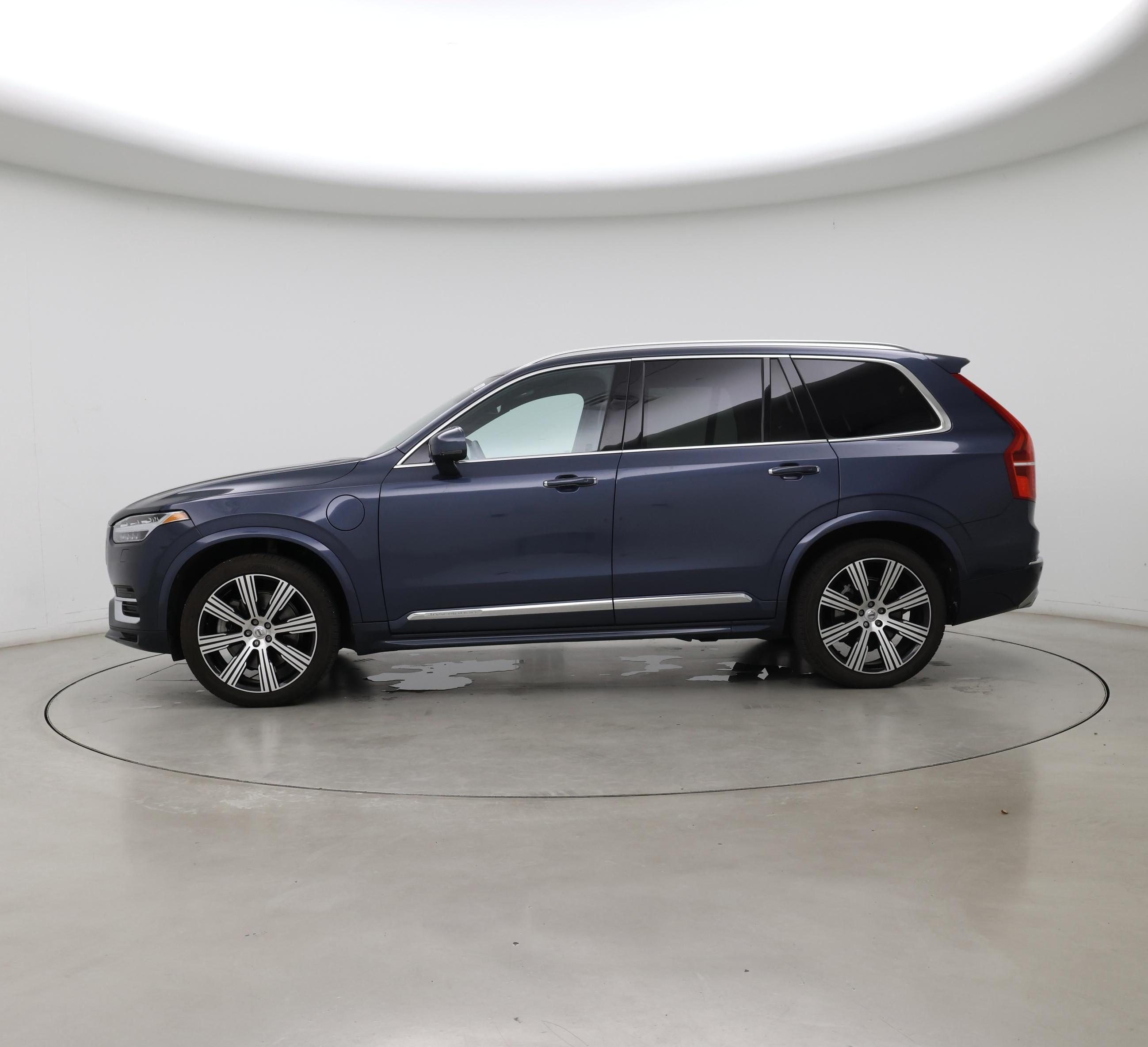 Thumbnail: 2020 Volvo XC90 - 3