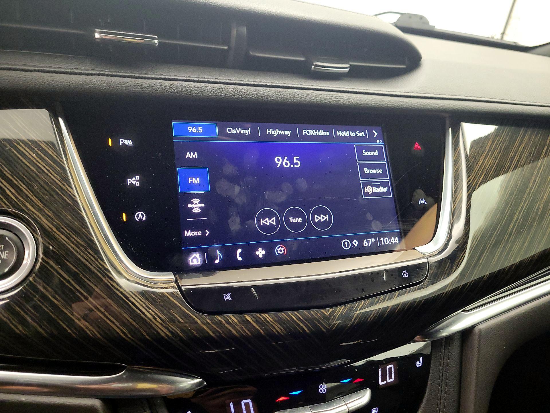 Thumbnail: 2022 Cadillac XT6 - 13