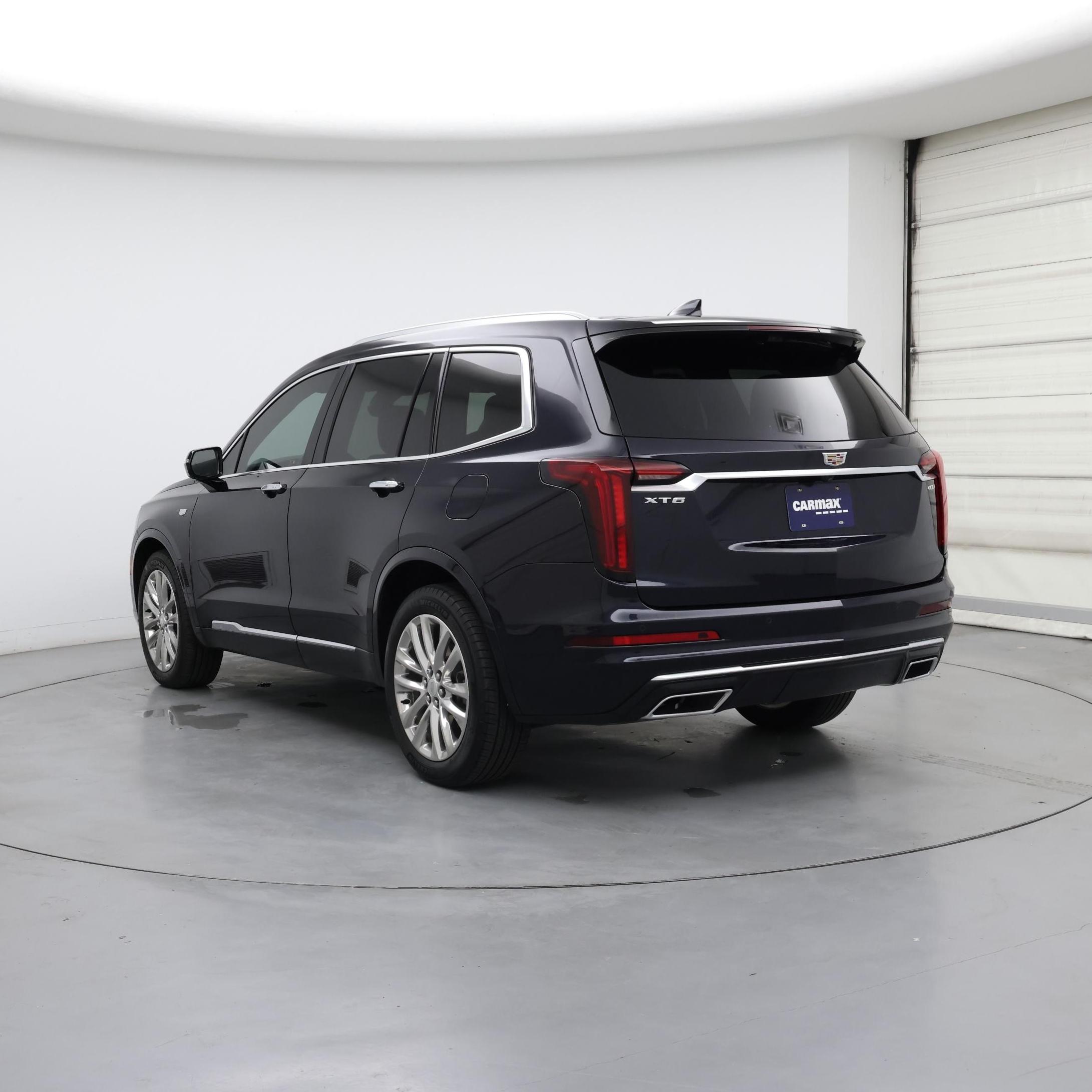 Thumbnail: 2022 Cadillac XT6 - 2