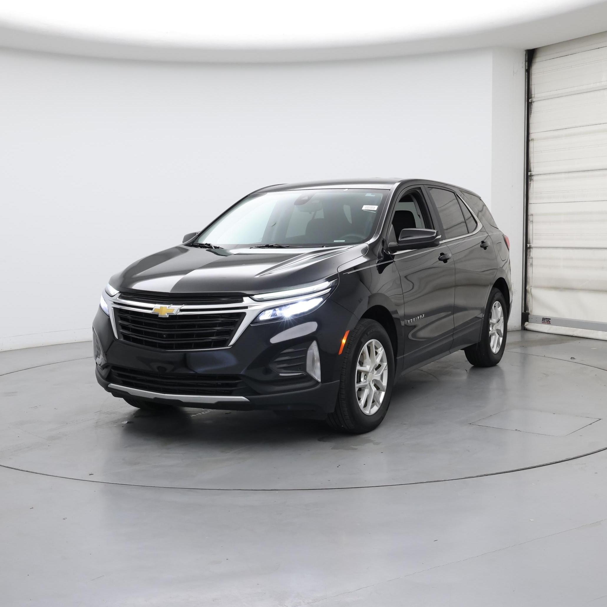 Thumbnail: 2022 Chevrolet Equinox - 4