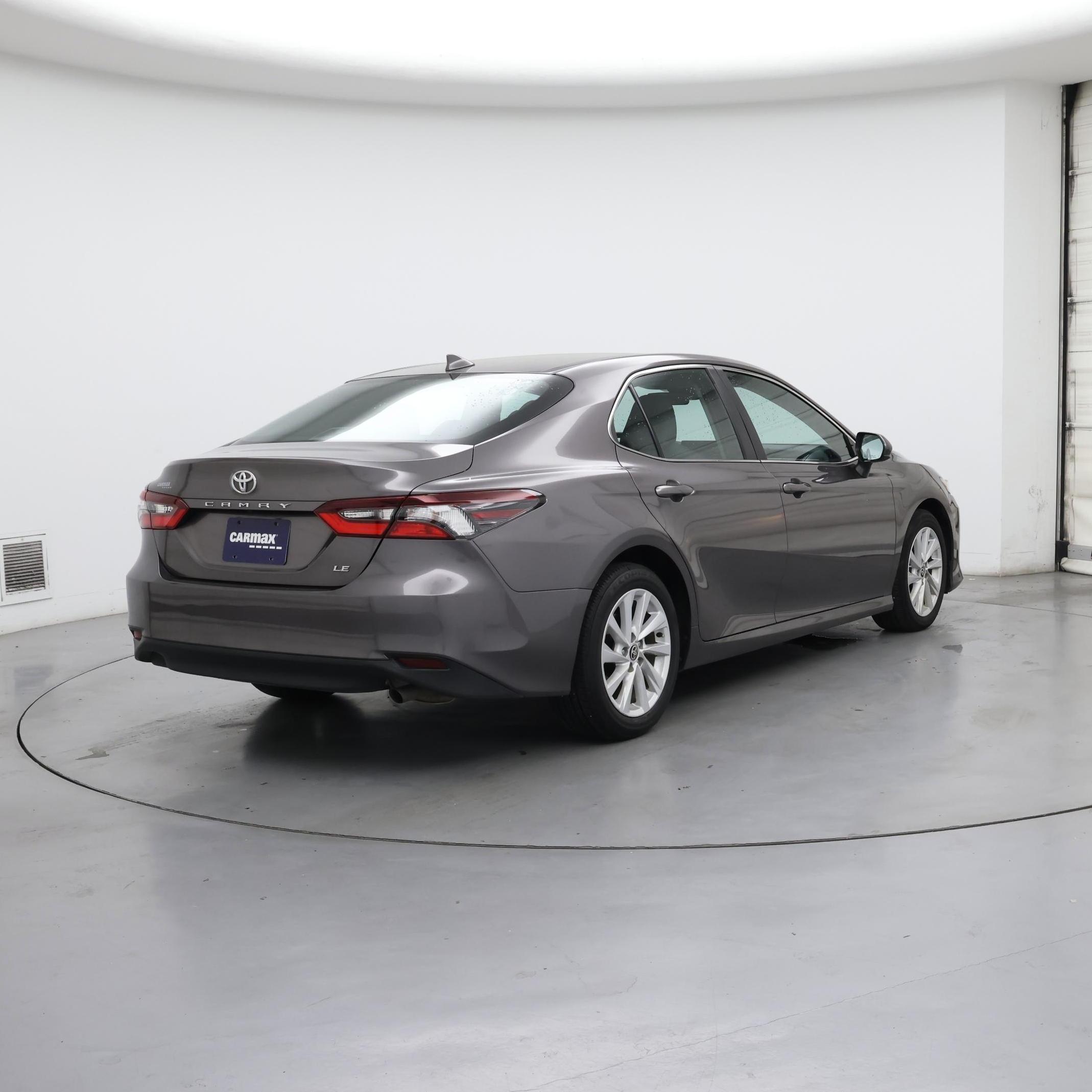 Thumbnail: 2022 Toyota Camry - 8