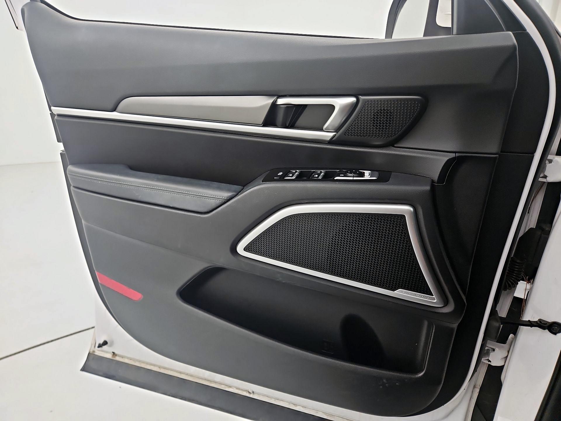 Thumbnail: 2021 Kia Telluride - 12