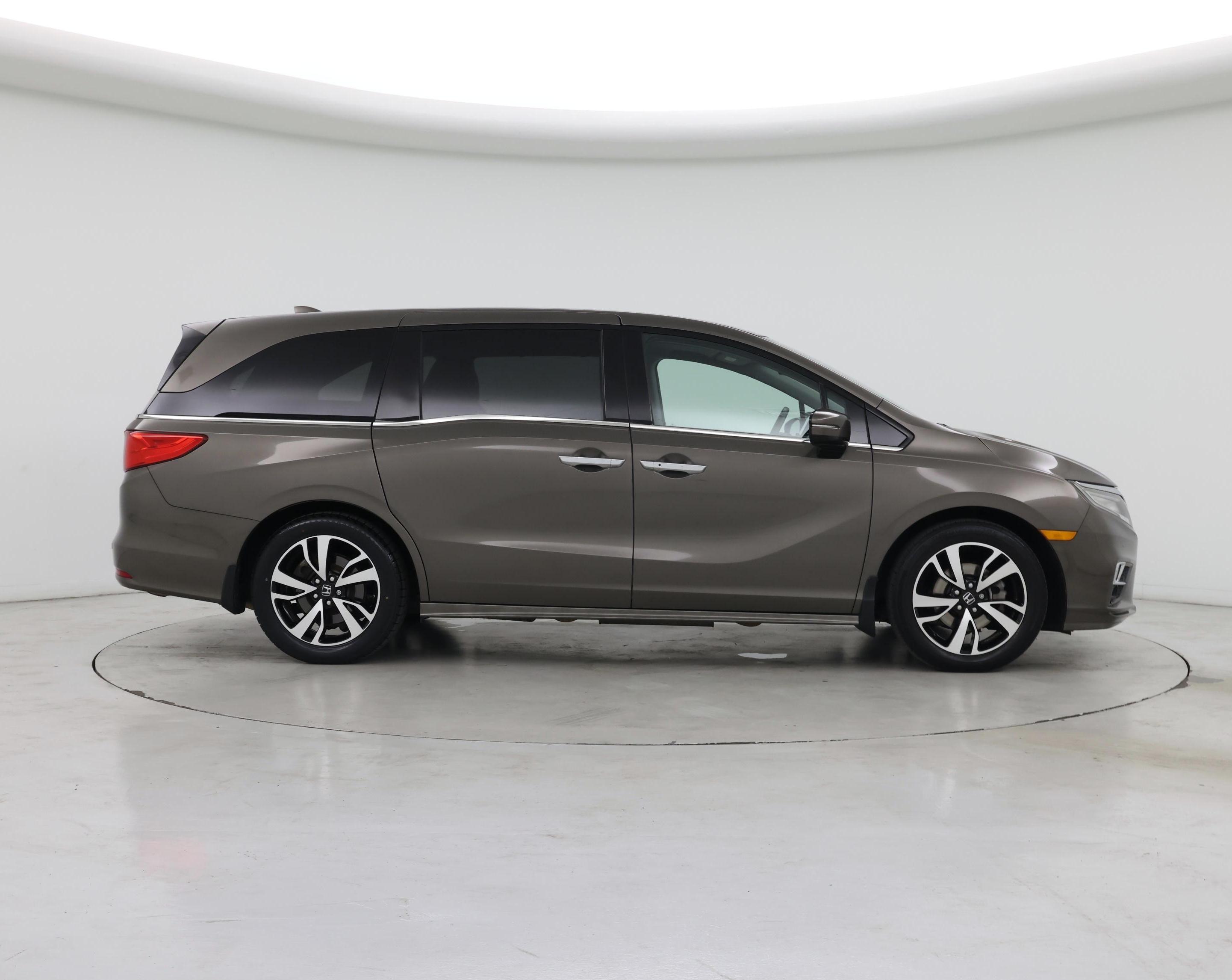 Thumbnail: 2019 Honda Odyssey - 7