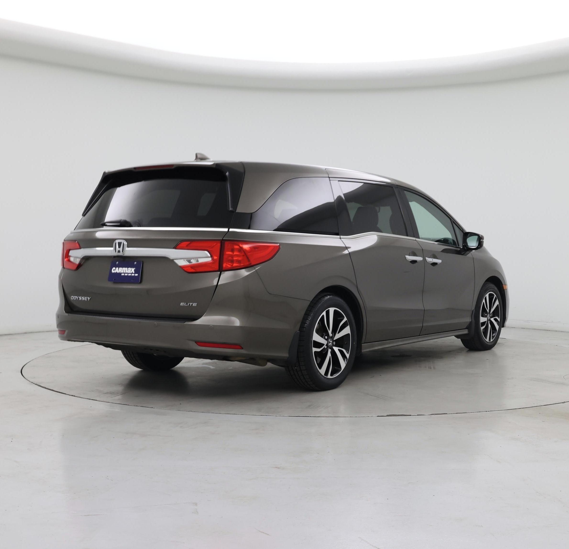 Thumbnail: 2019 Honda Odyssey - 8