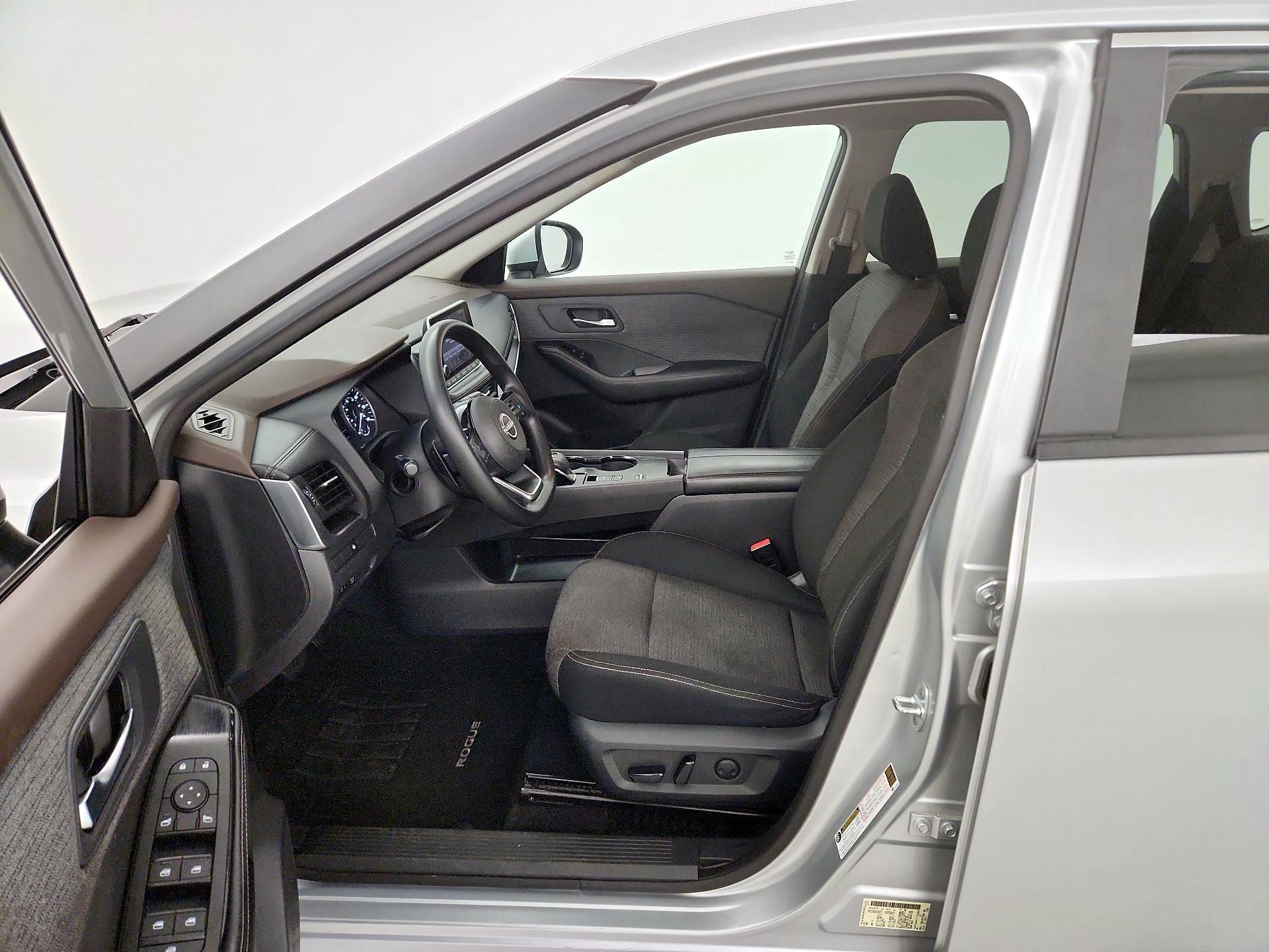 Thumbnail: 2023 Nissan Rogue - 11