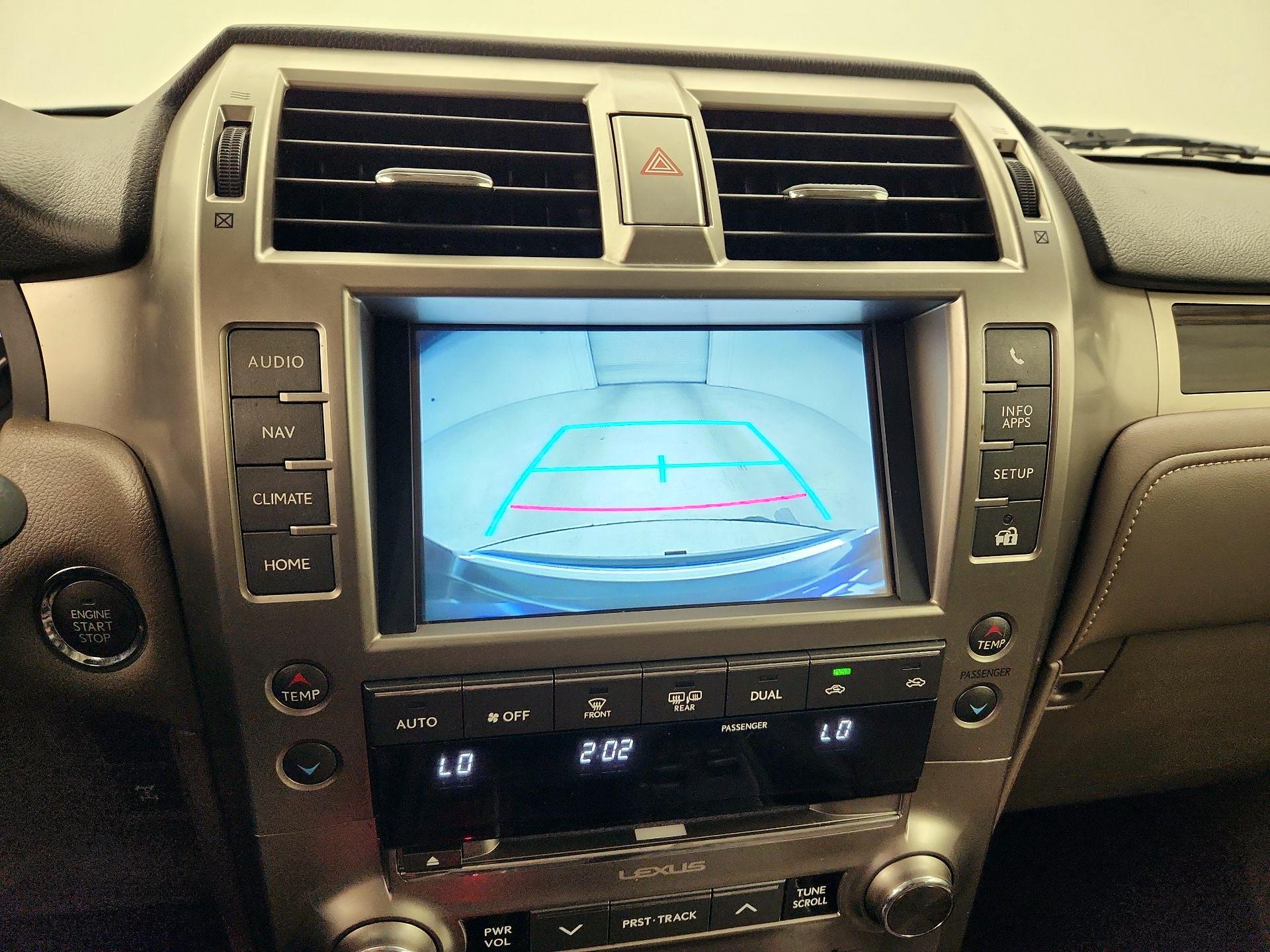 Thumbnail: 2016 Lexus GX - 15