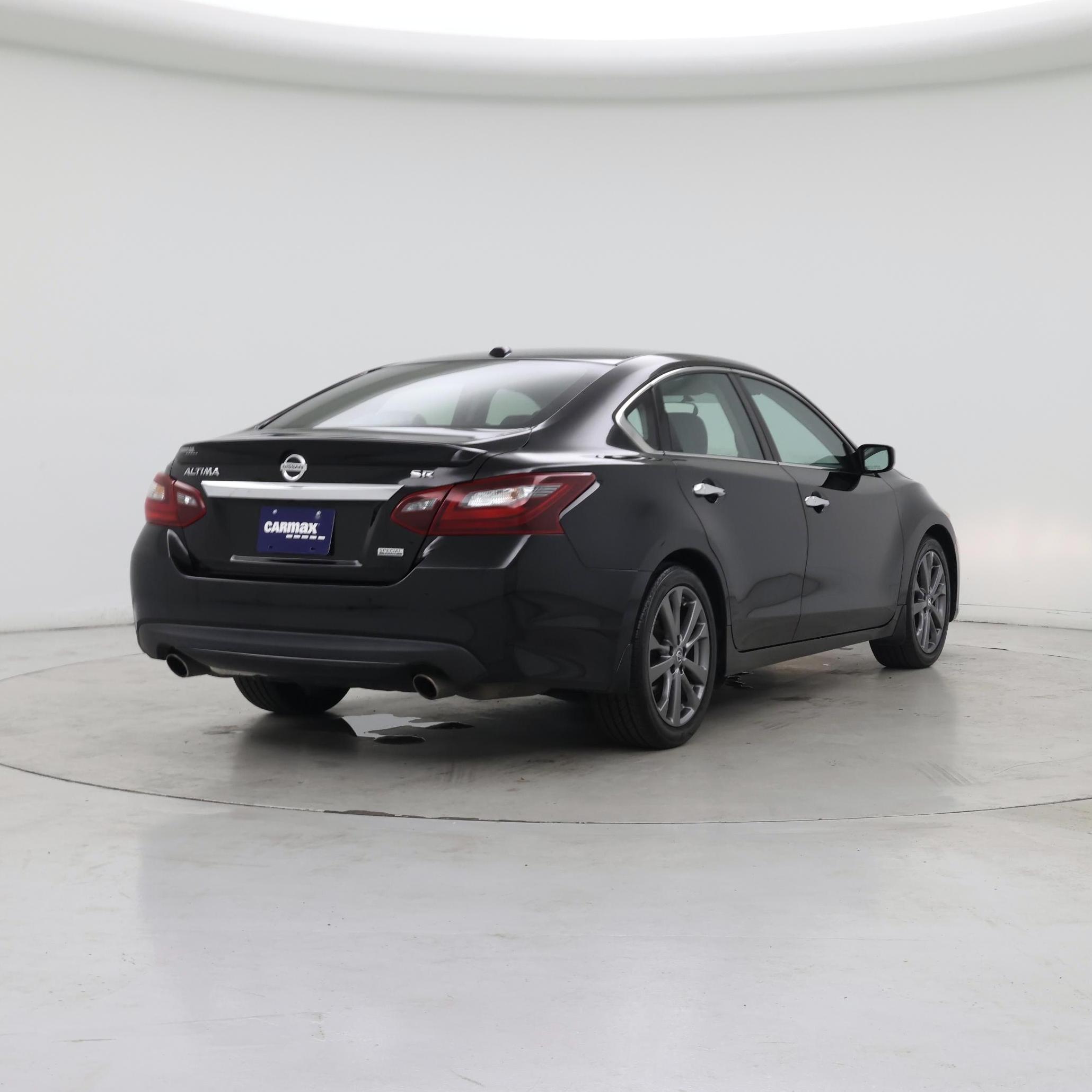 Thumbnail: 2018 Nissan Altima - 8