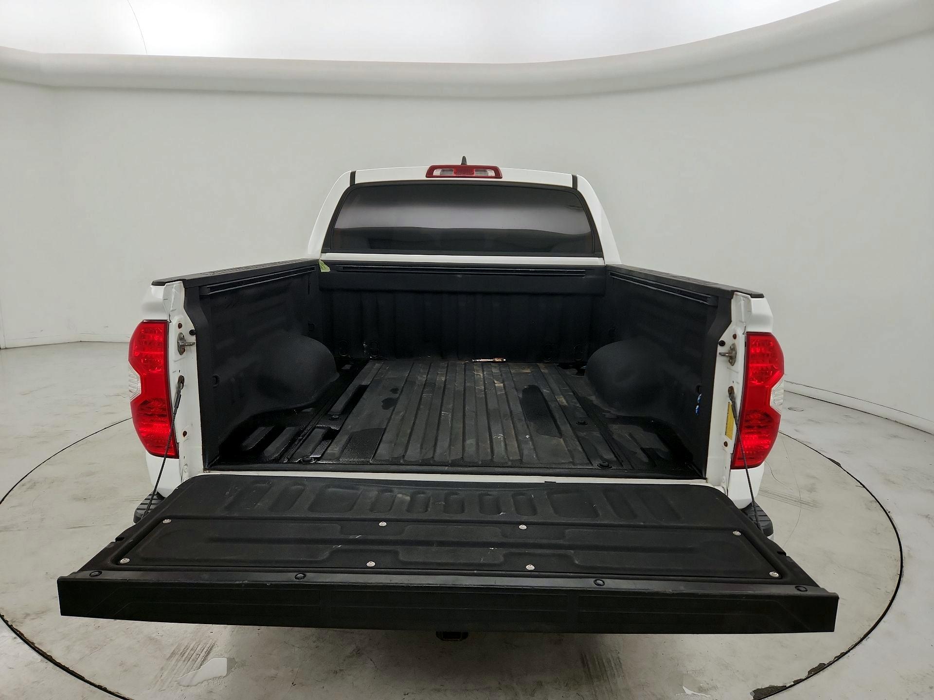 Thumbnail: 2020 Toyota Tundra - 20