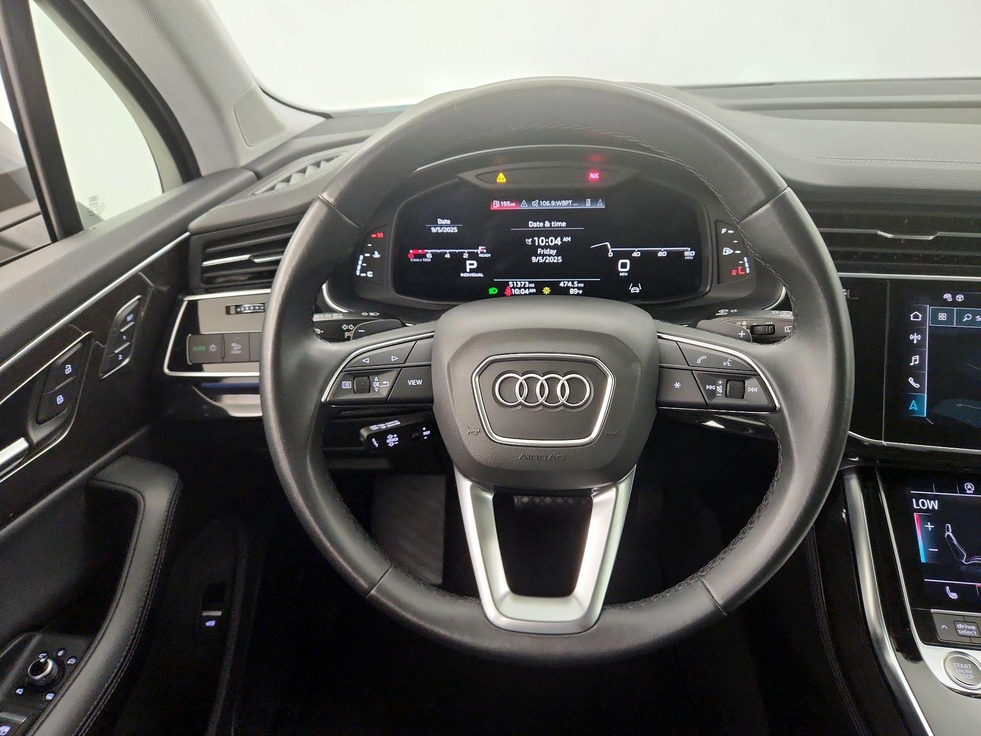 Thumbnail: 2023 Audi Q7 - 10