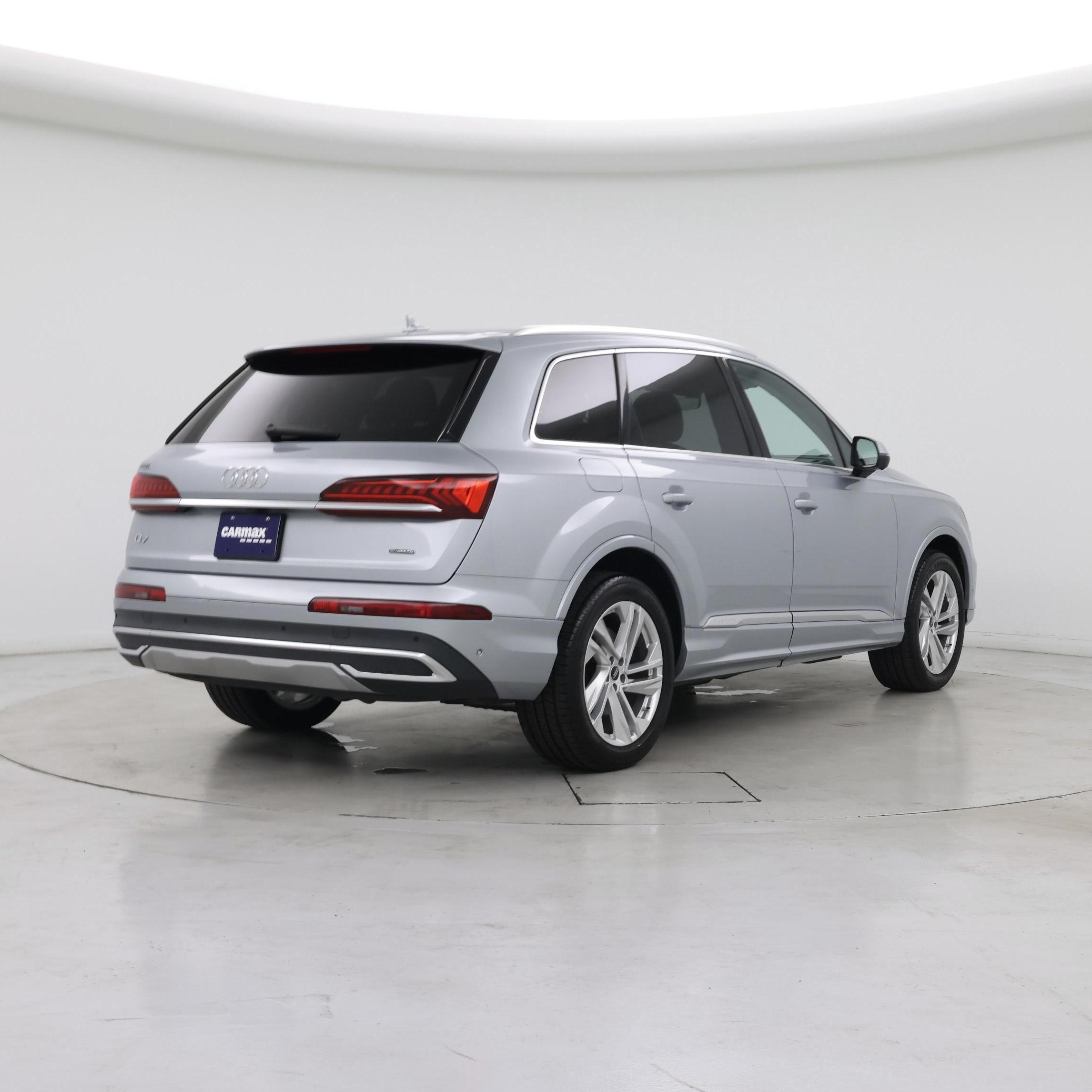 Thumbnail: 2023 Audi Q7 - 8