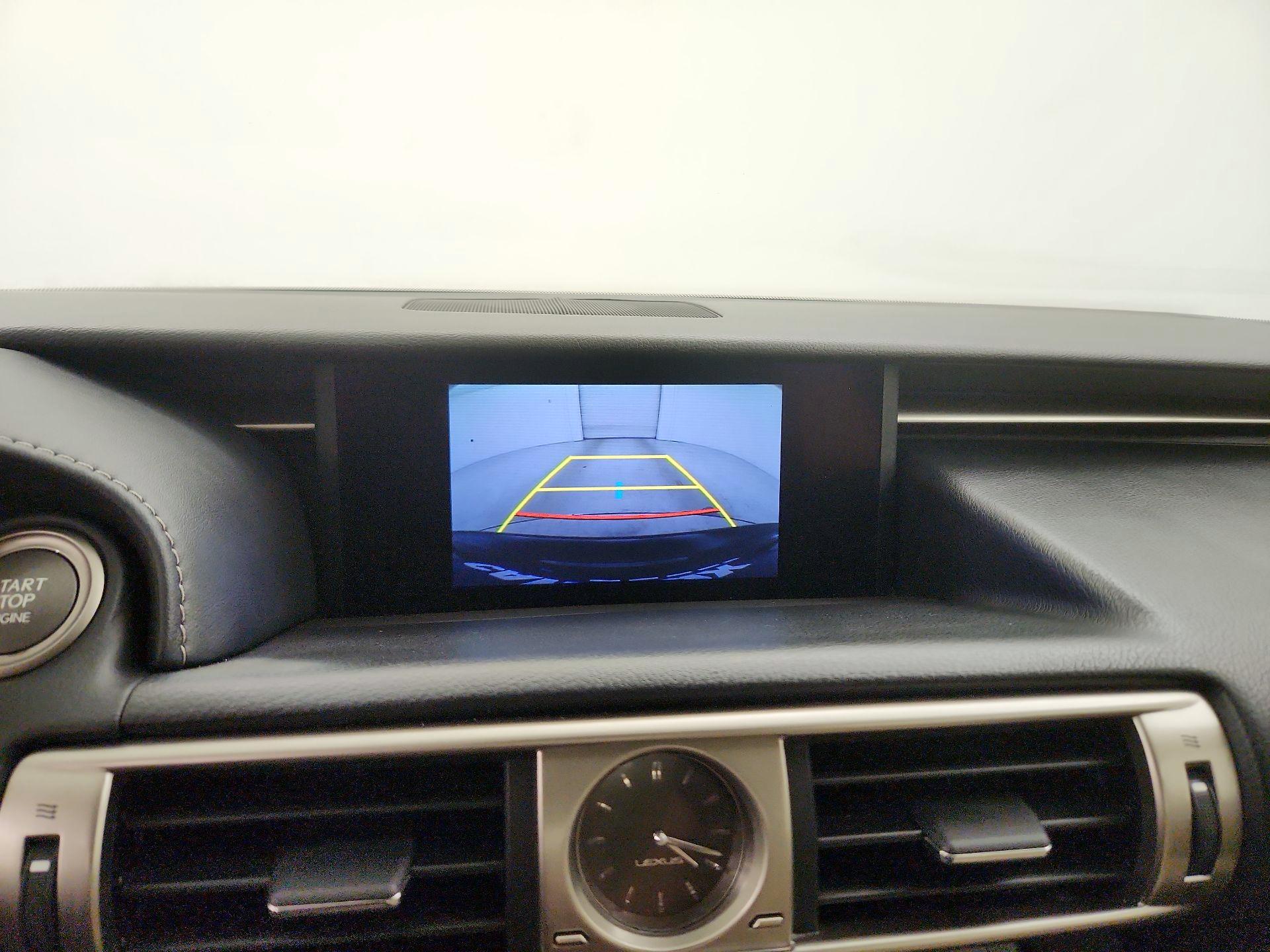 Thumbnail: 2016 Lexus IS - 14
