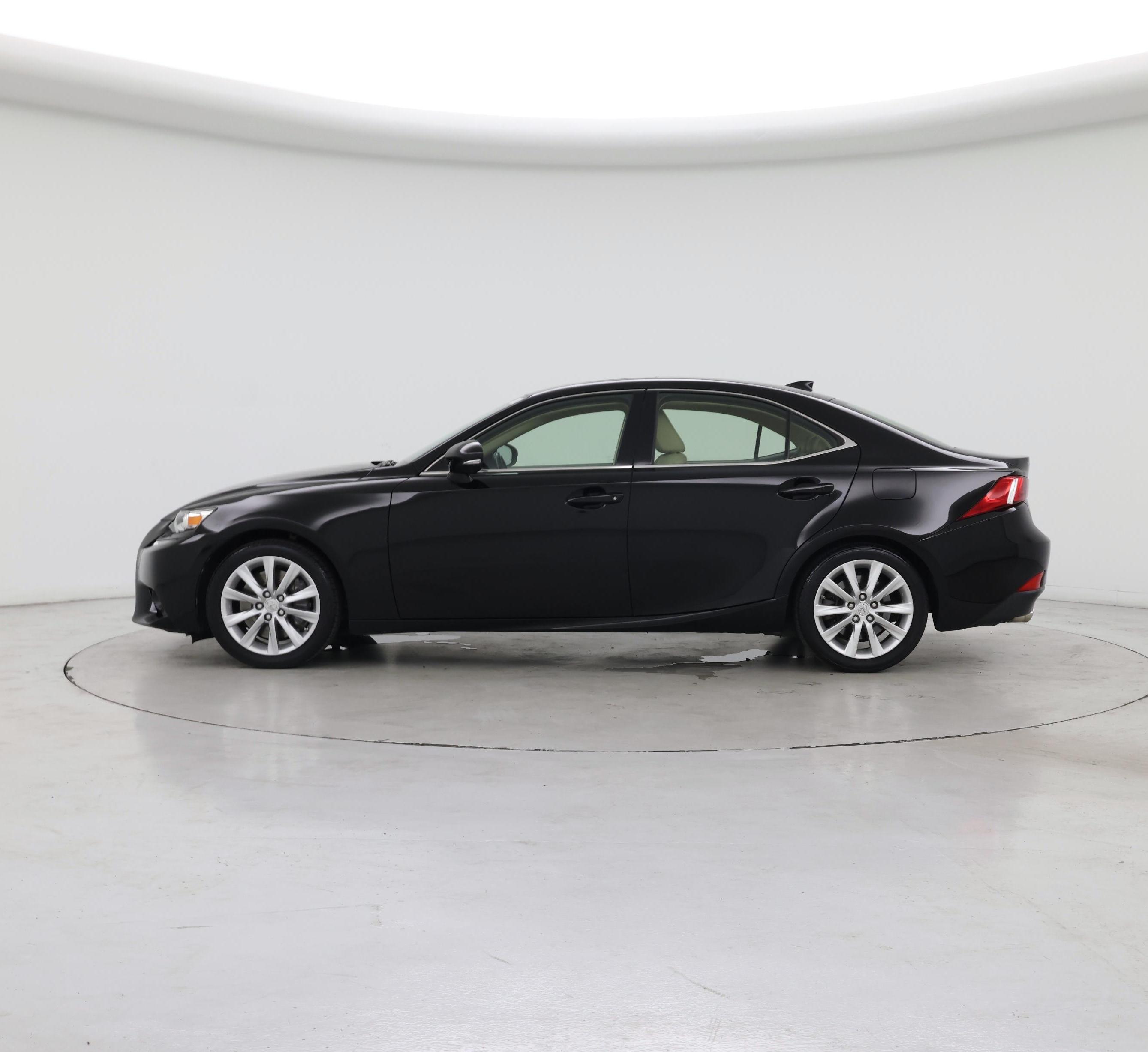 Thumbnail: 2016 Lexus IS - 3