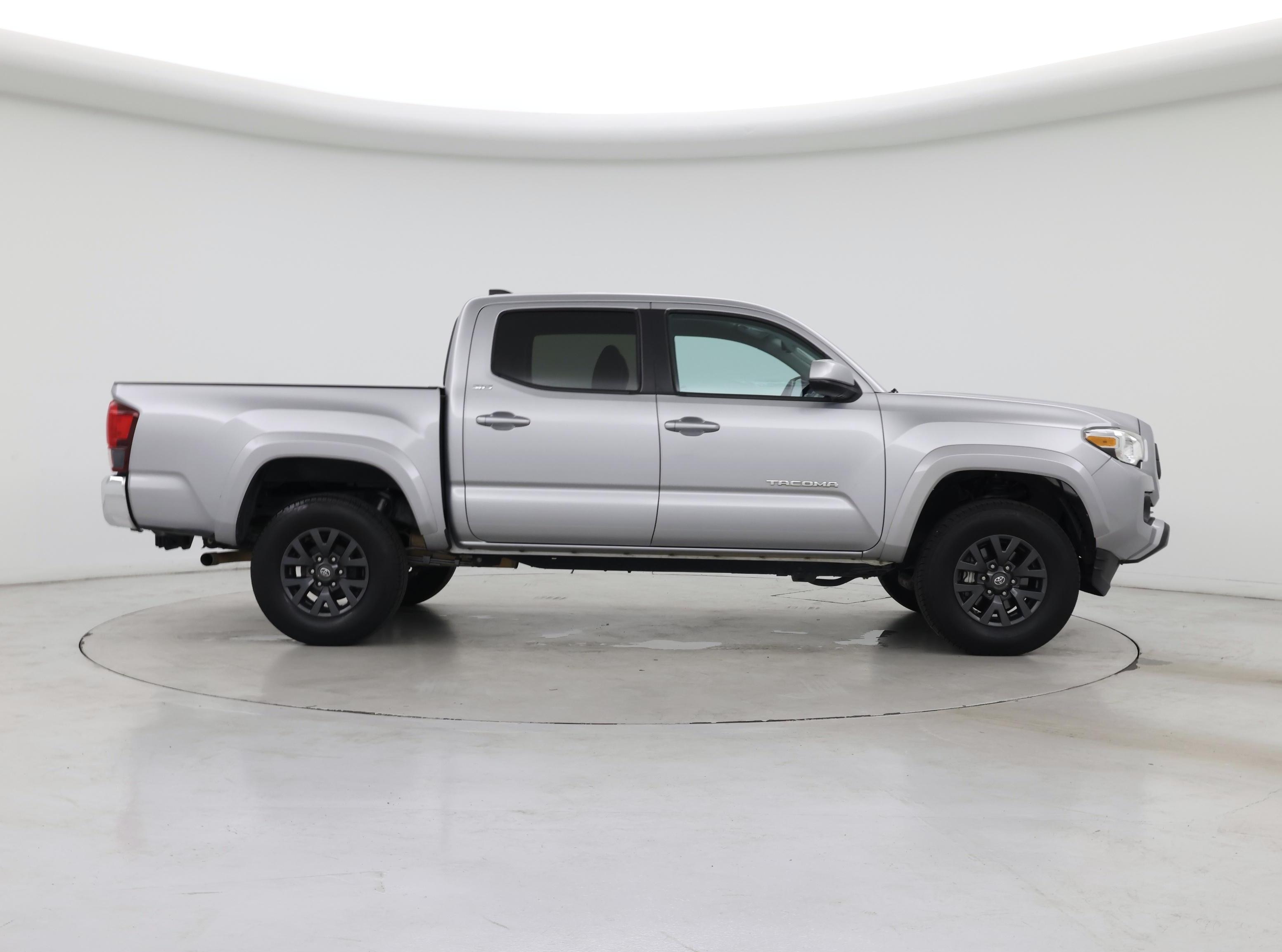 Thumbnail: 2020 Toyota Tacoma - 7