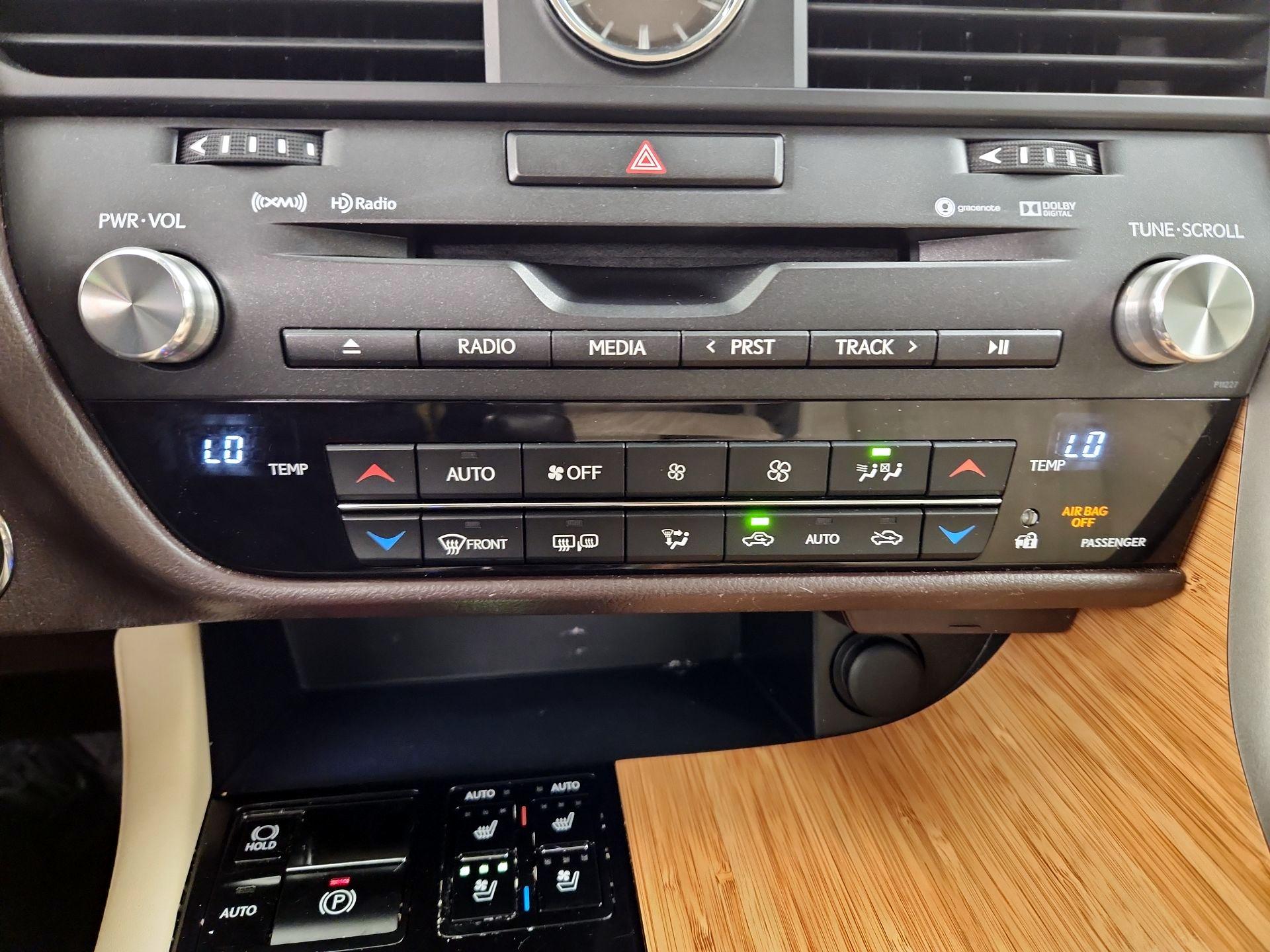 Thumbnail: 2016 Lexus RX - 17