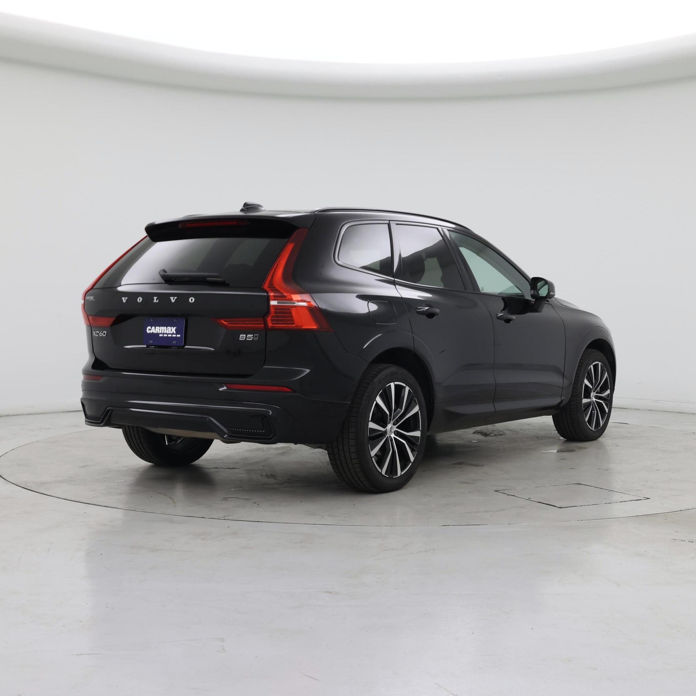 Thumbnail: 2024 Volvo XC60 - 8
