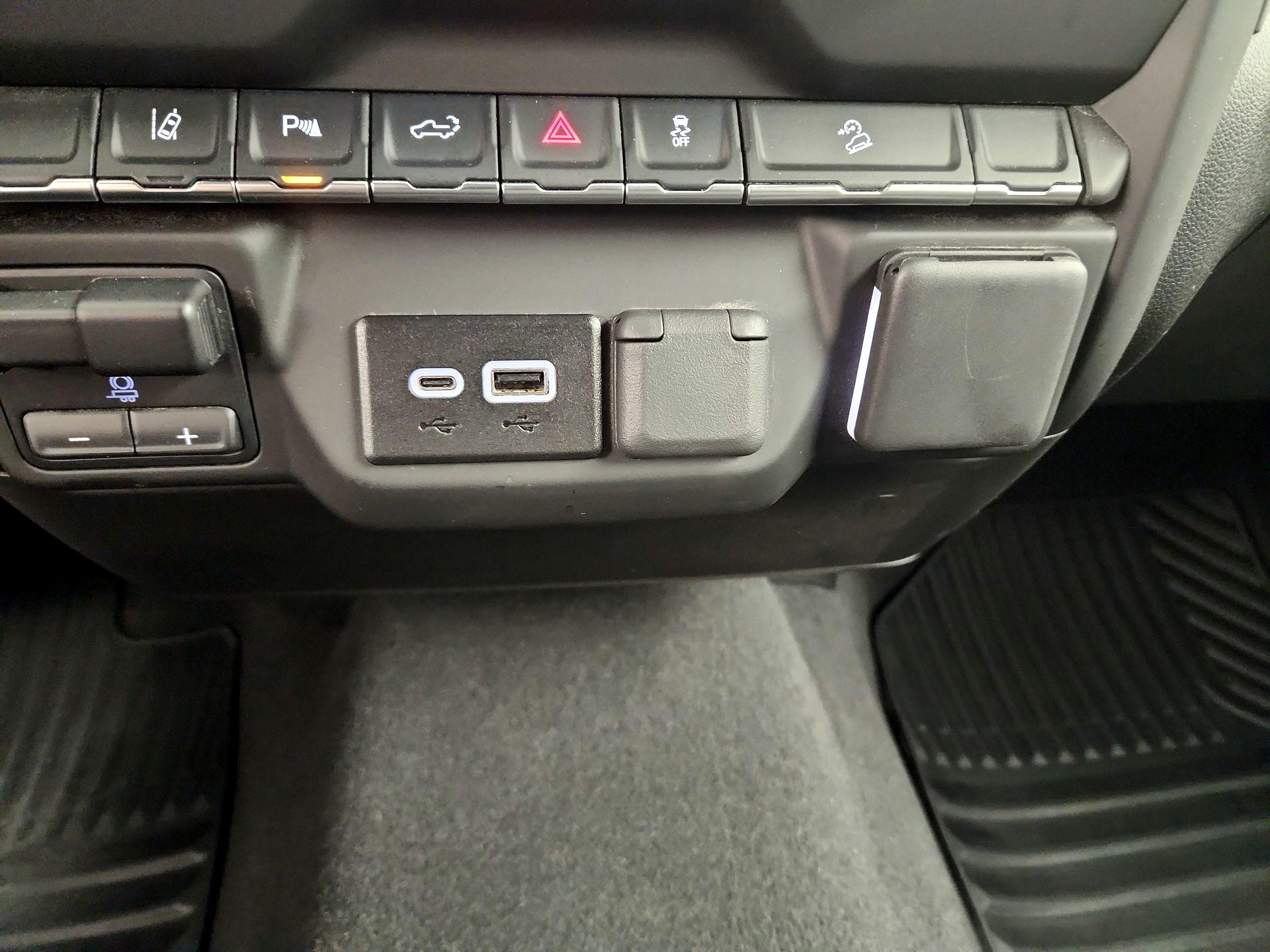 Thumbnail: 2025 Chevrolet Silverado 2500 - 18
