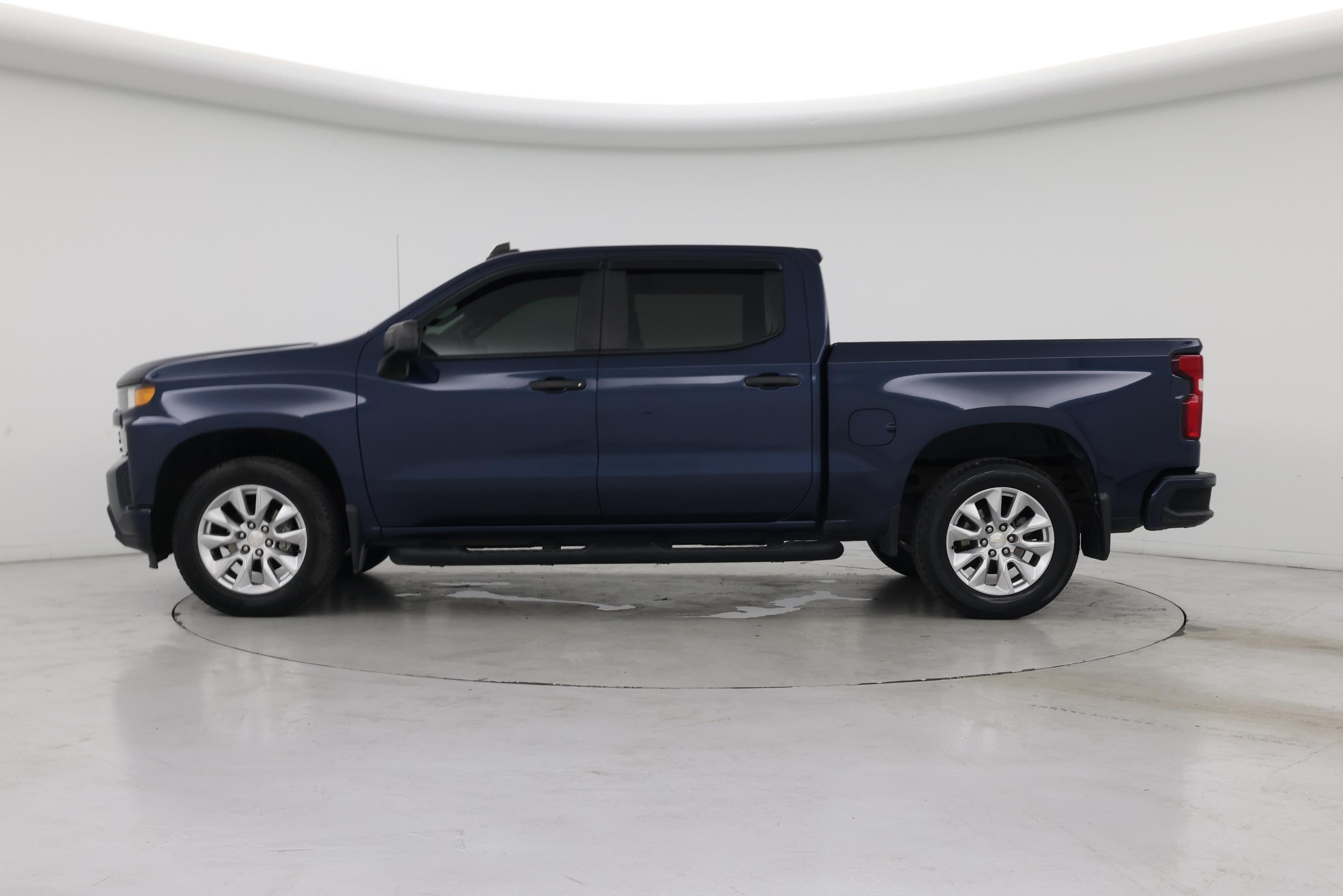 Thumbnail: 2020 Chevrolet Silverado 1500 - 3
