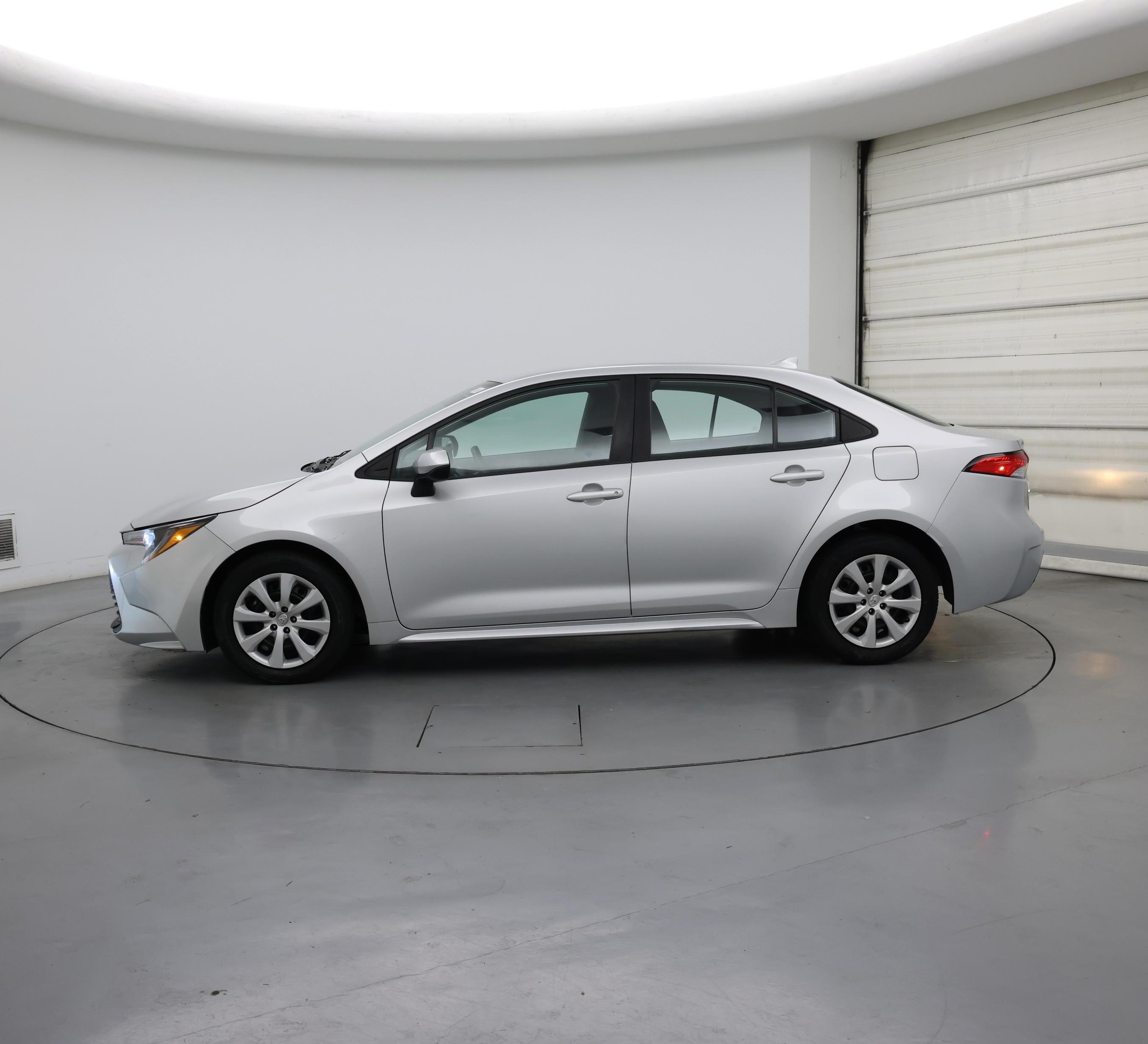 Thumbnail: 2023 Toyota Corolla - 3
