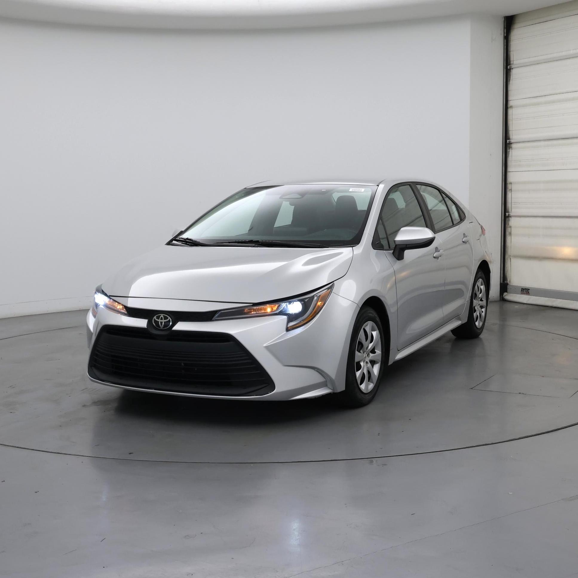 Thumbnail: 2023 Toyota Corolla - 4