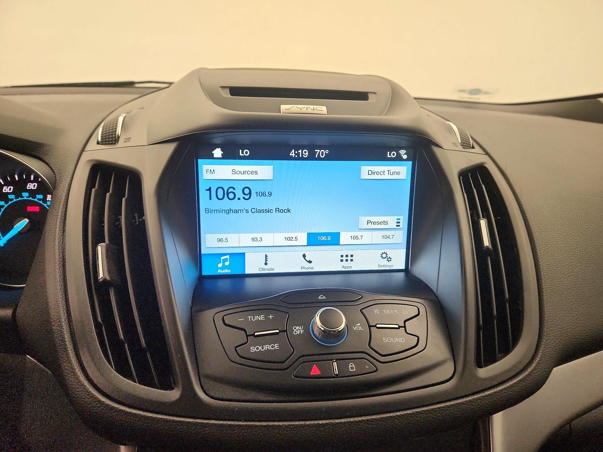 Thumbnail: 2016 Ford Escape - 15