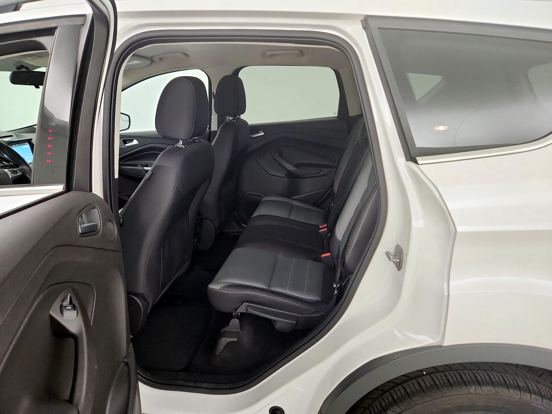 Thumbnail: 2016 Ford Escape - 19