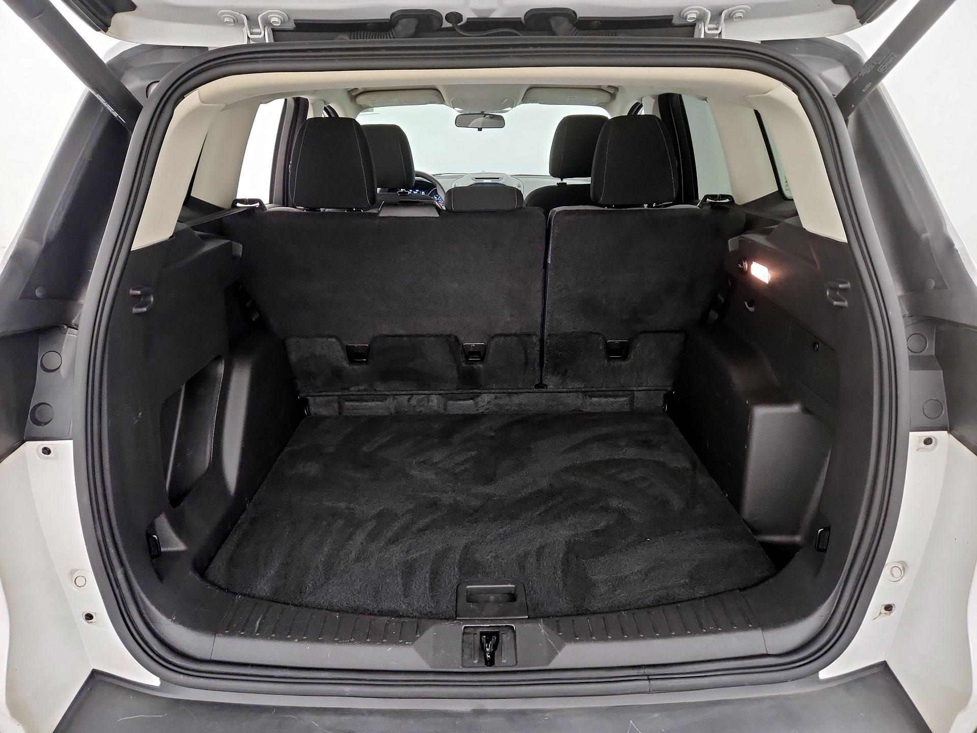 Thumbnail: 2016 Ford Escape - 20