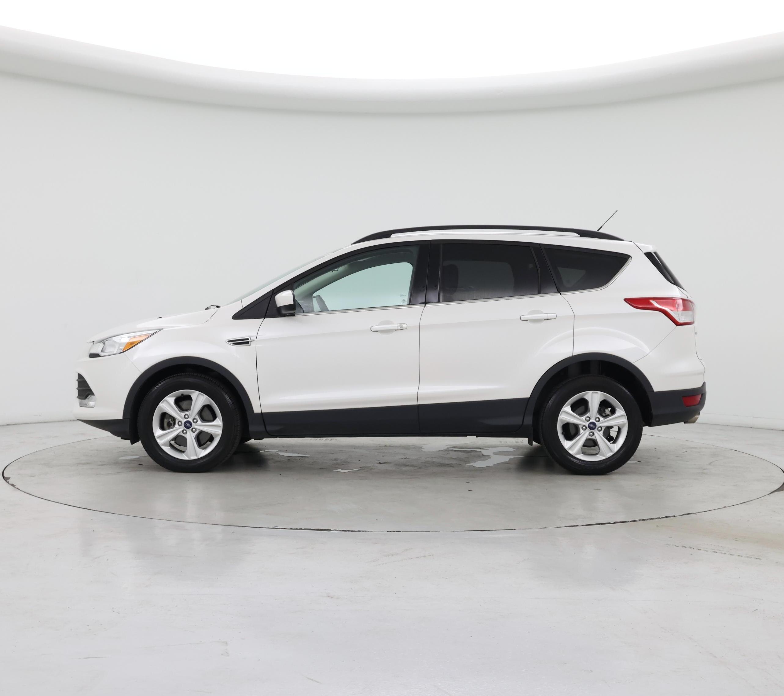 Thumbnail: 2016 Ford Escape - 3