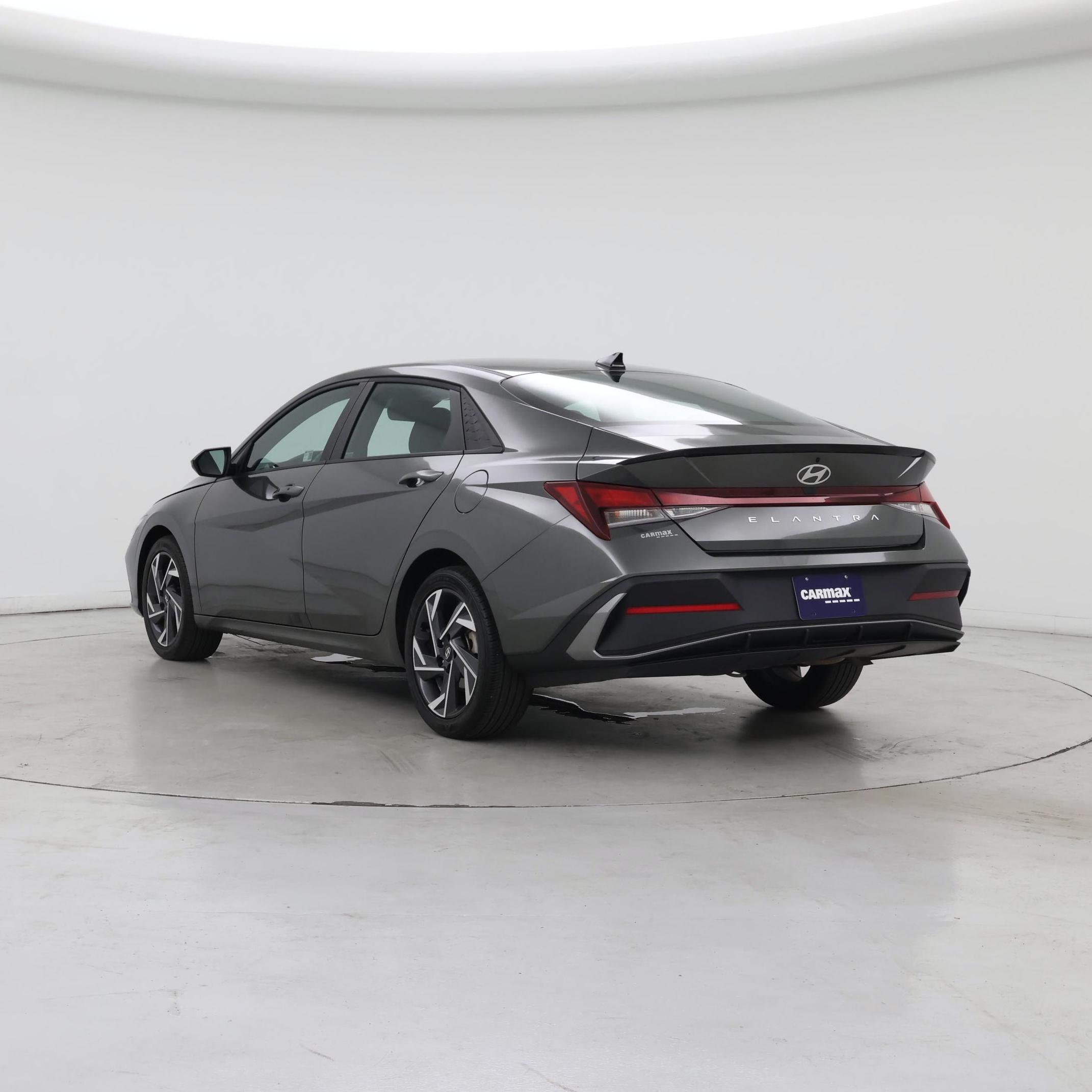 Thumbnail: 2025 Hyundai Elantra - 2