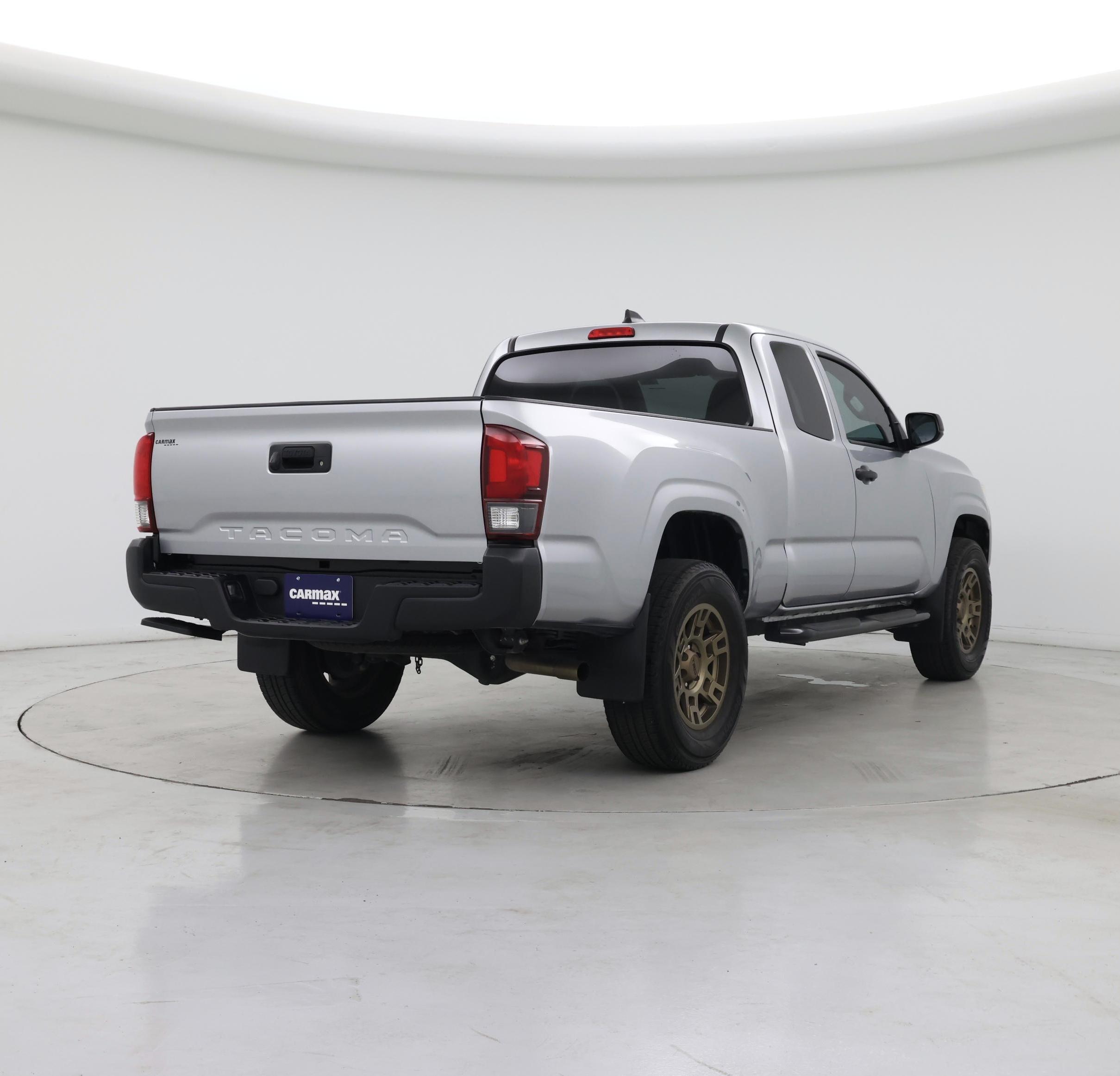 Thumbnail: 2022 Toyota Tacoma - 8
