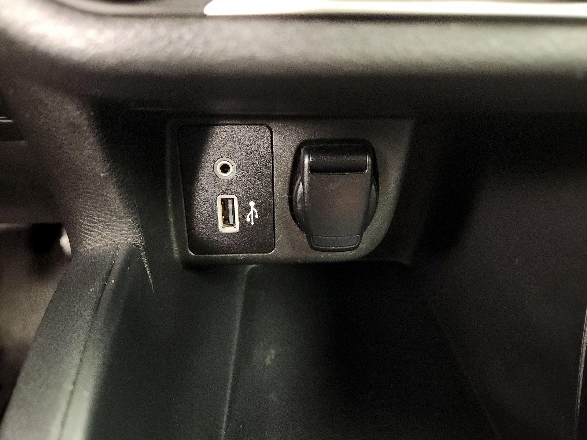 Thumbnail: 2020 Nissan Versa - 18