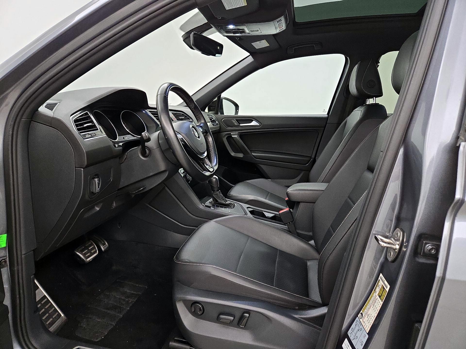 Thumbnail: 2021 Volkswagen Tiguan - 11