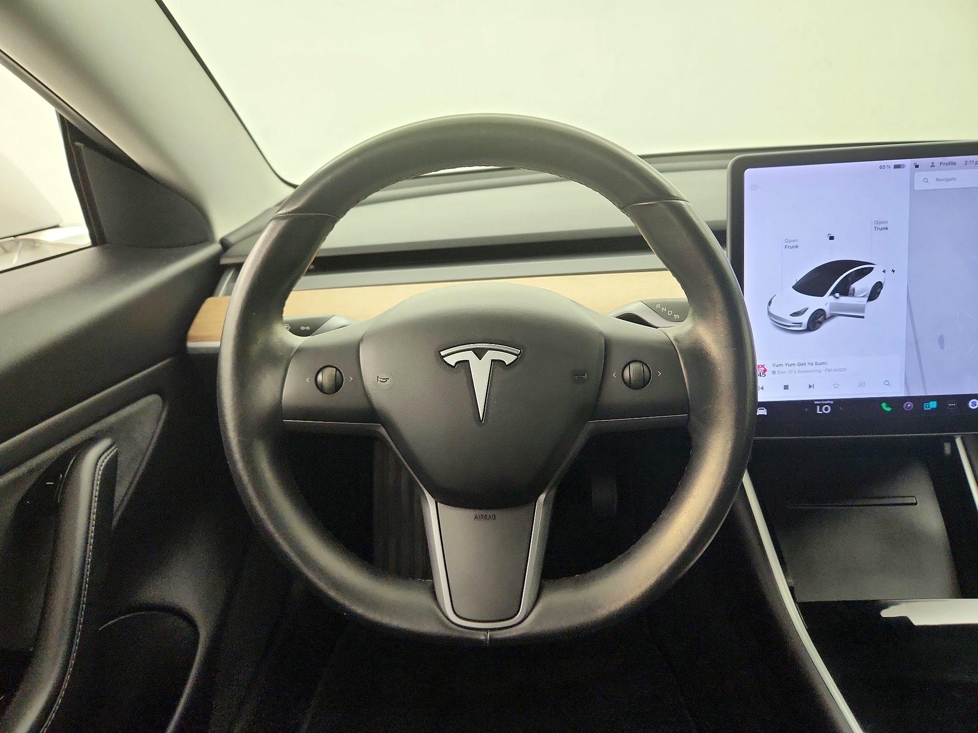 Thumbnail: 2019 Tesla Model 3 - 10