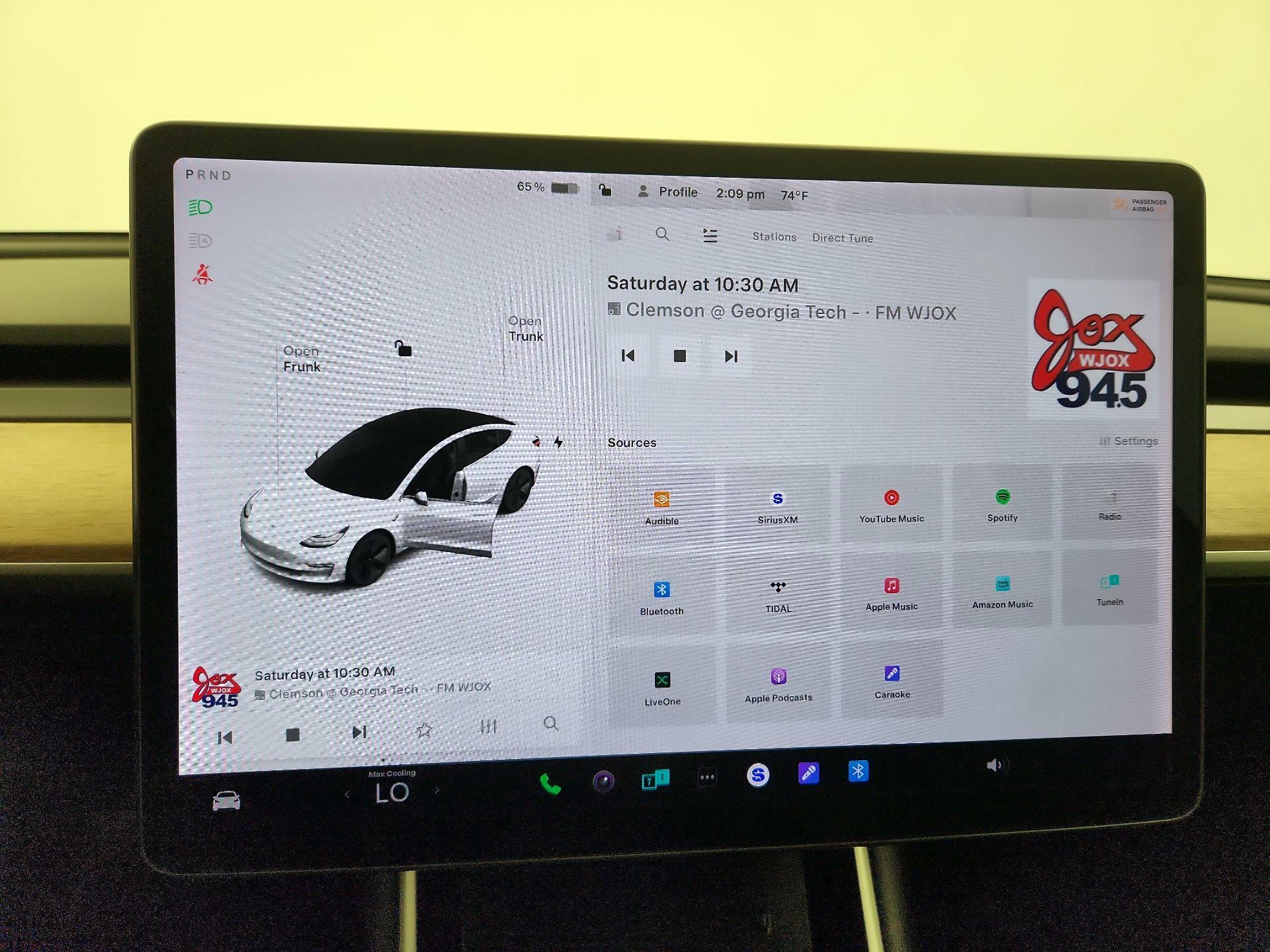 Thumbnail: 2019 Tesla Model 3 - 15