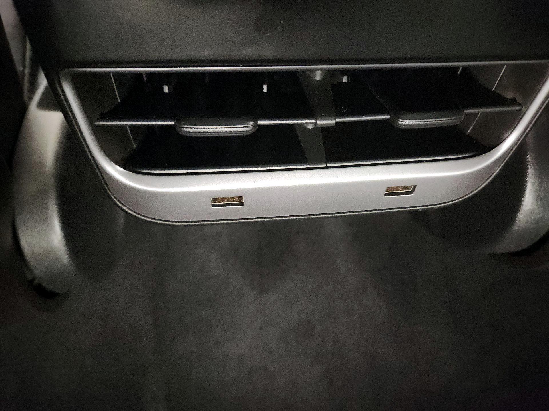 Thumbnail: 2019 Tesla Model 3 - 18
