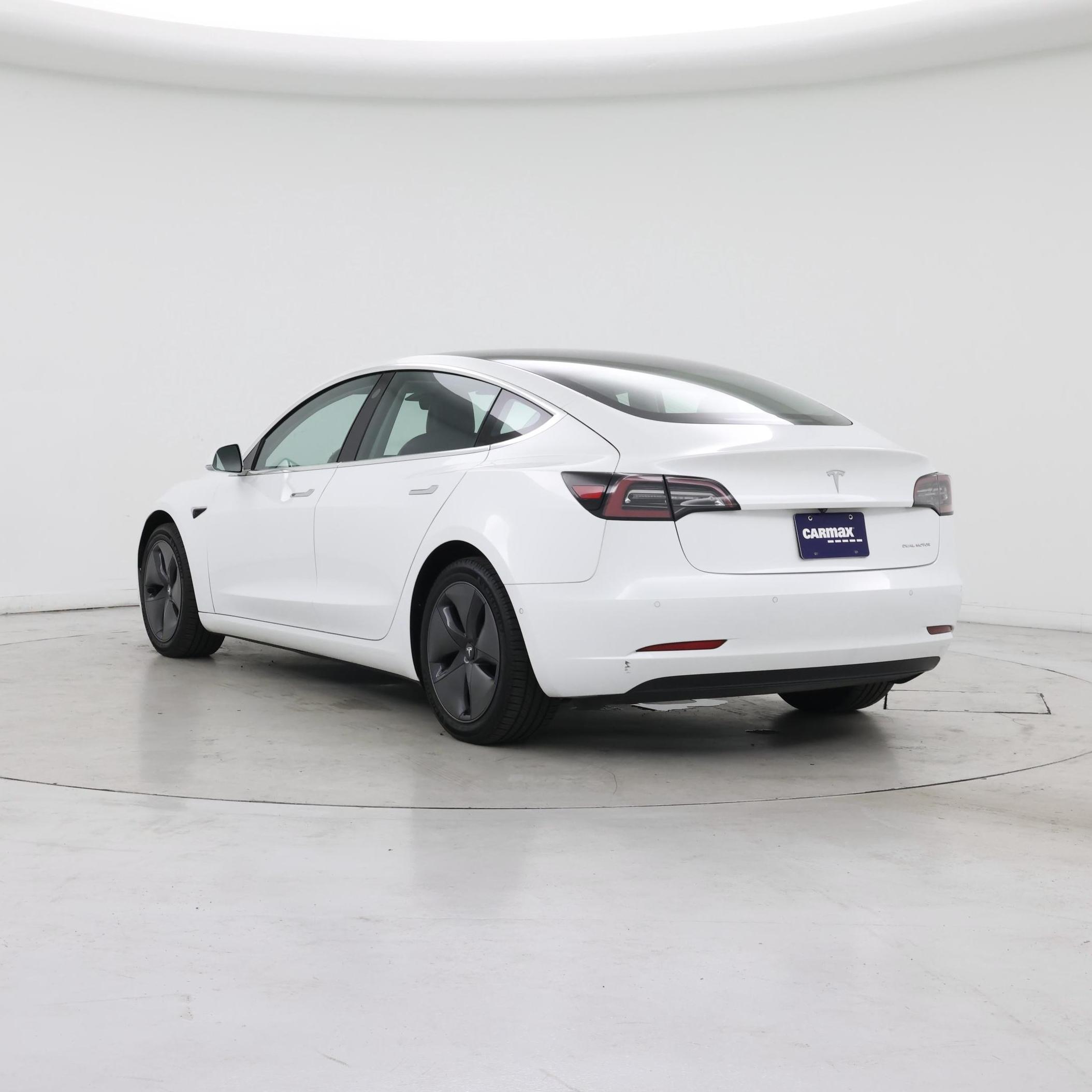Thumbnail: 2019 Tesla Model 3 - 2
