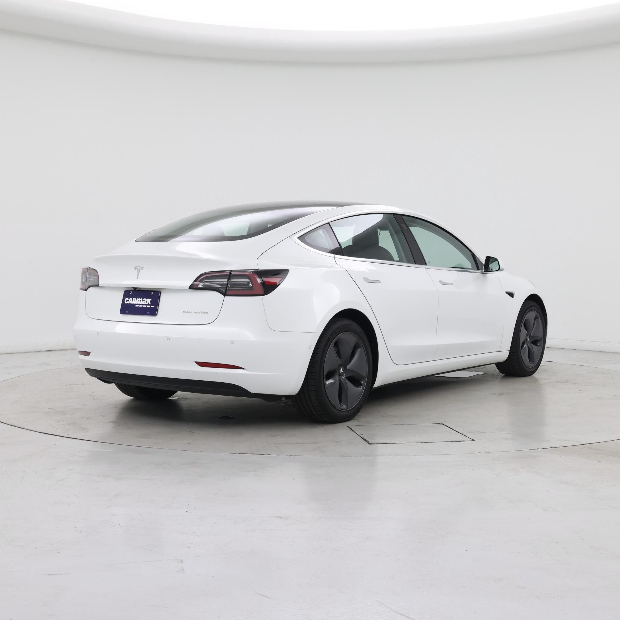 Thumbnail: 2019 Tesla Model 3 - 8