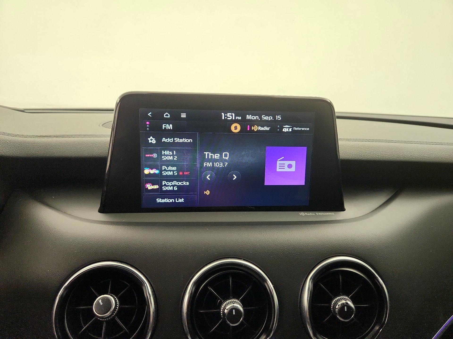 Thumbnail: 2019 Kia Stinger - 16