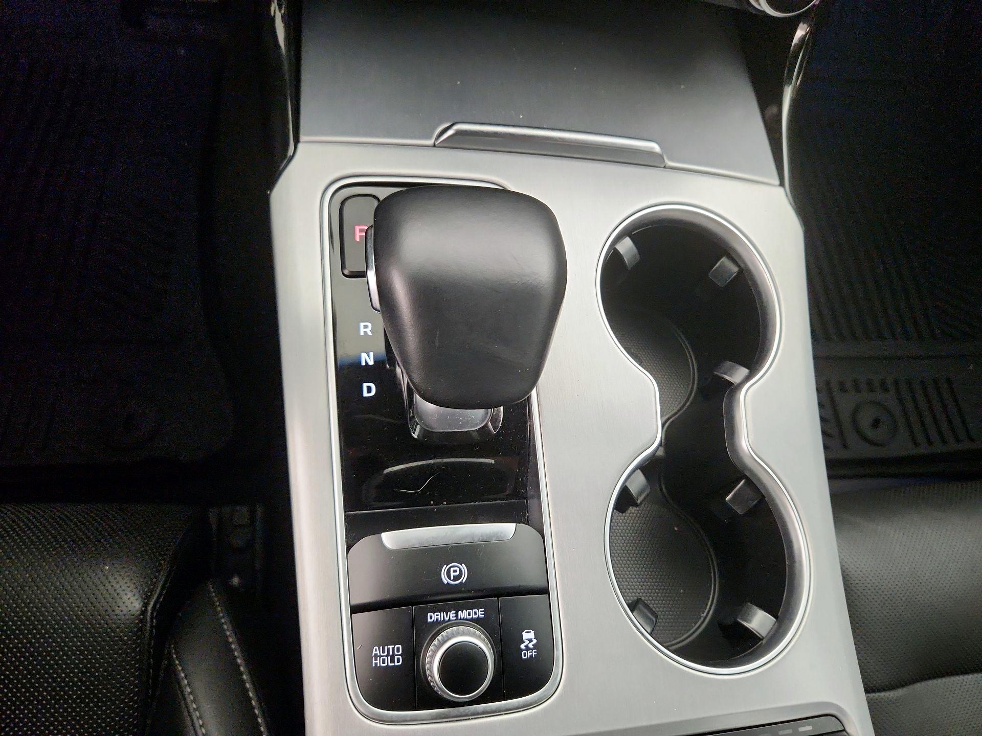 Thumbnail: 2019 Kia Stinger - 18