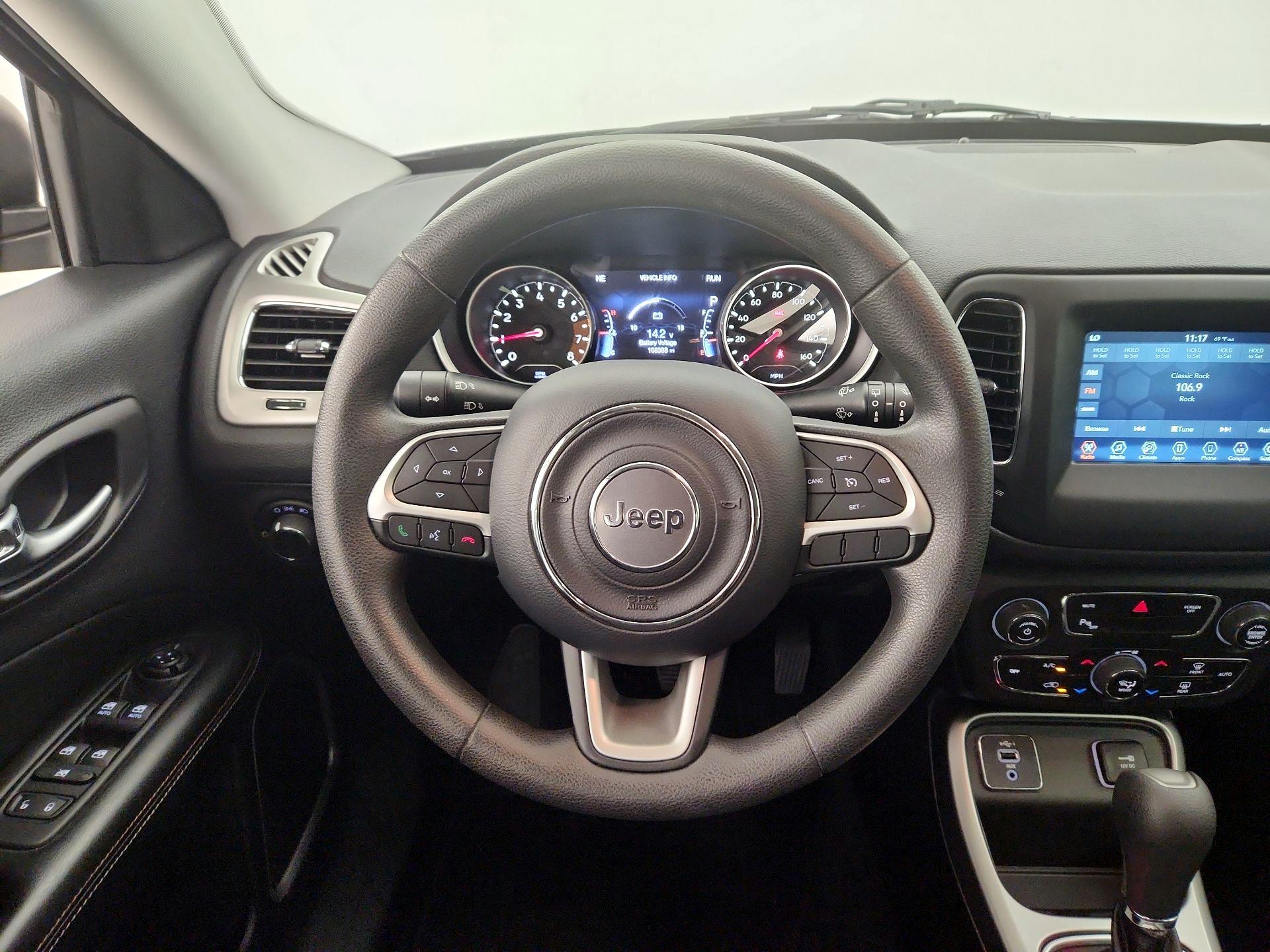 Thumbnail: 2019 Jeep Compass - 10