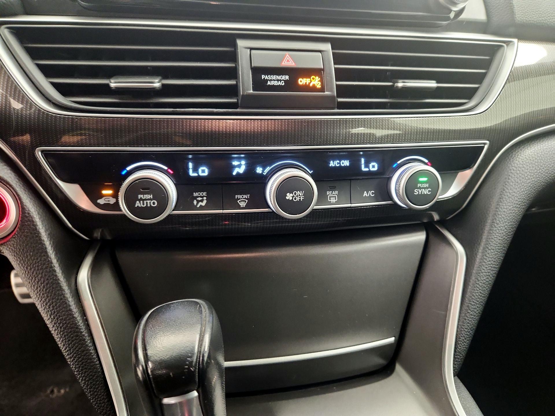 Thumbnail: 2018 Honda Accord - 16