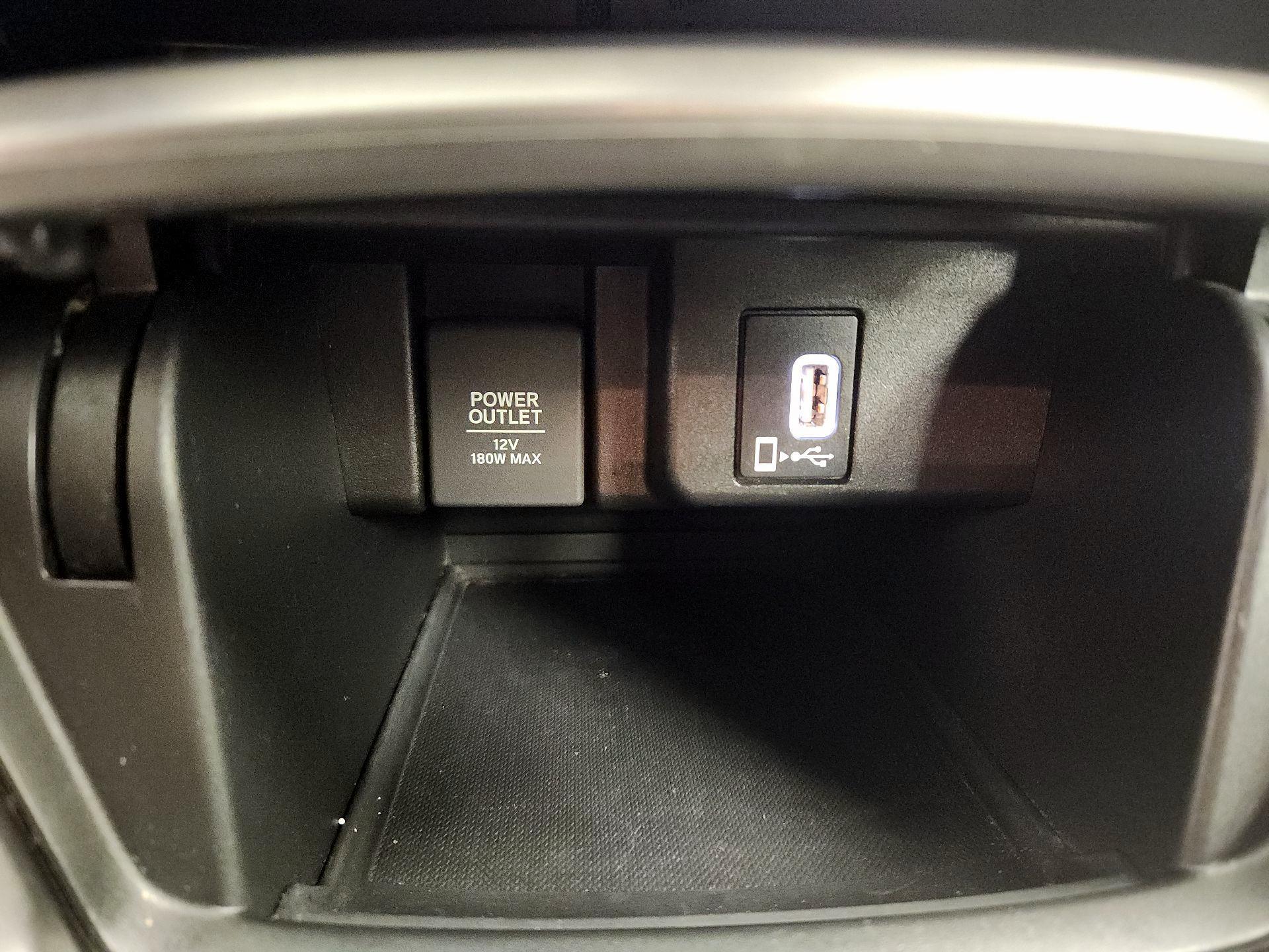 Thumbnail: 2018 Honda Accord - 18