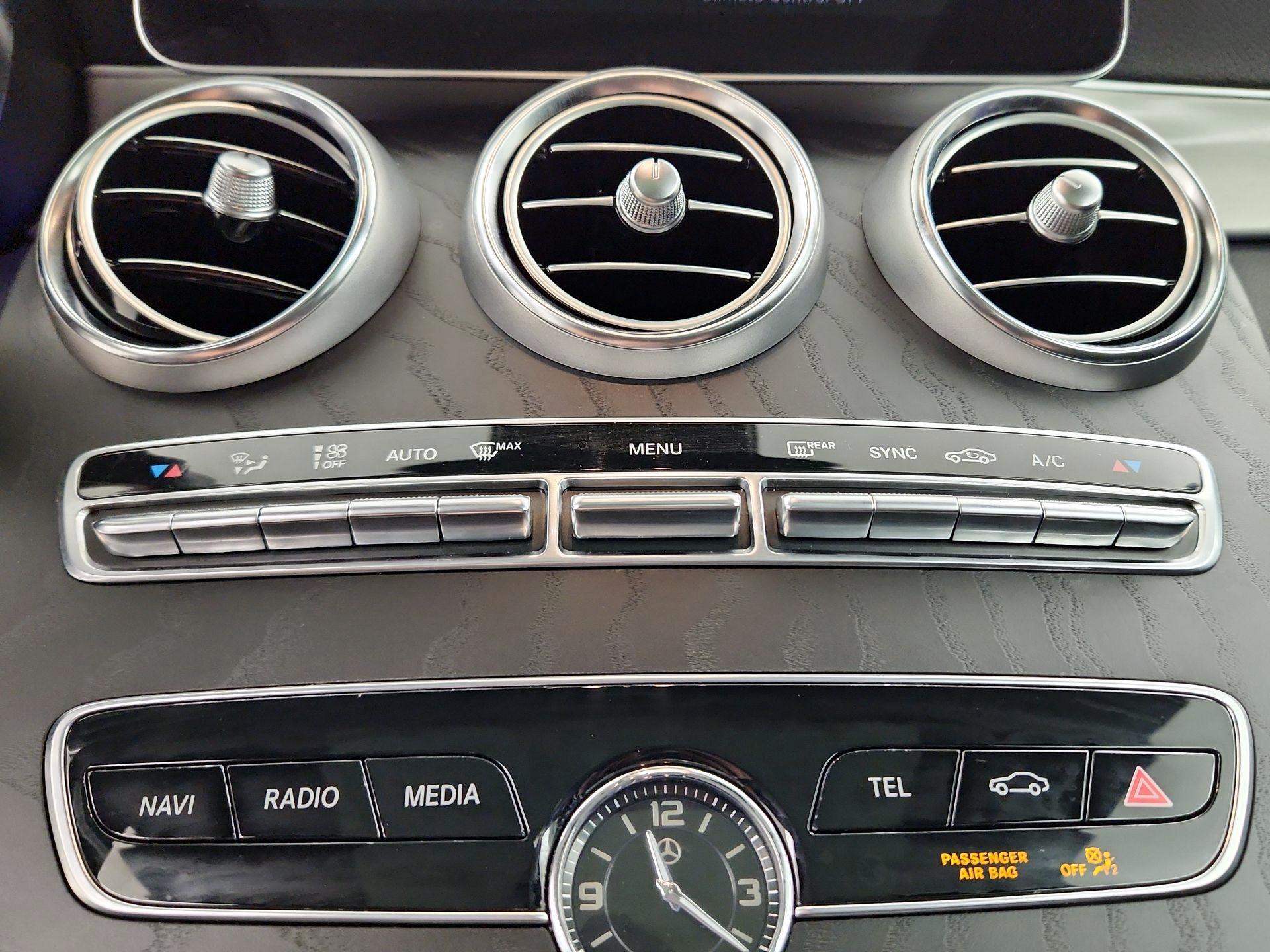 Thumbnail: 2022 Mercedes-Benz C-Class - 16