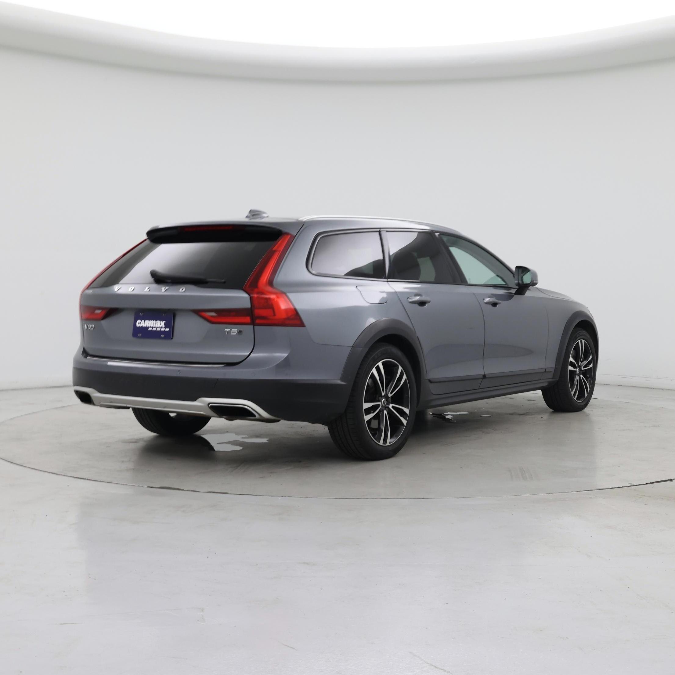 Thumbnail: 2018 Volvo V90 - 8