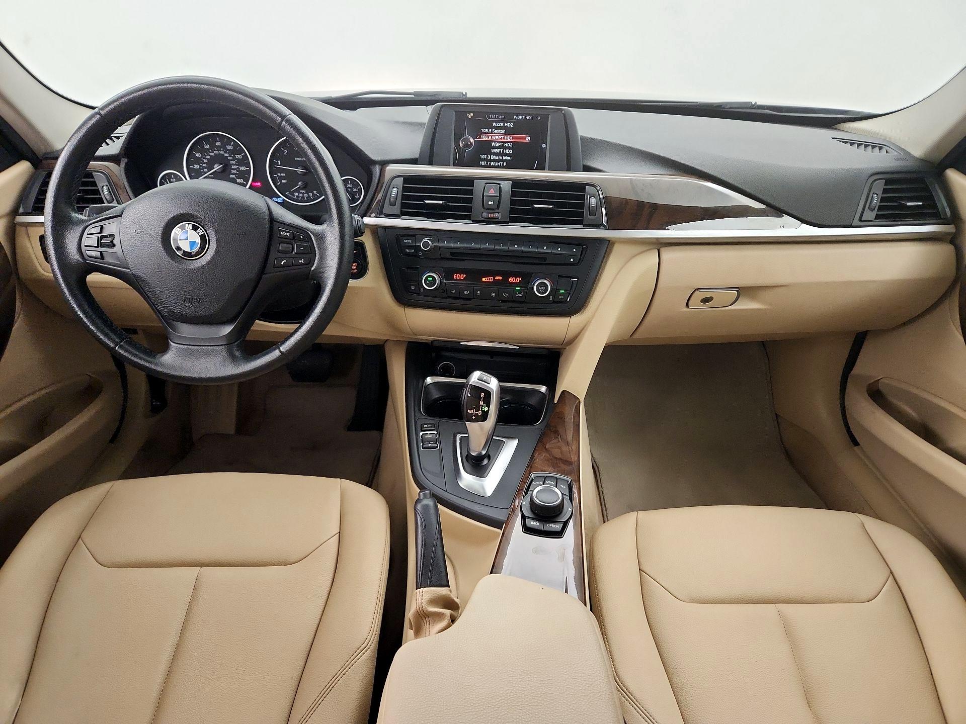 Thumbnail: 2015 BMW 3 Series - 9