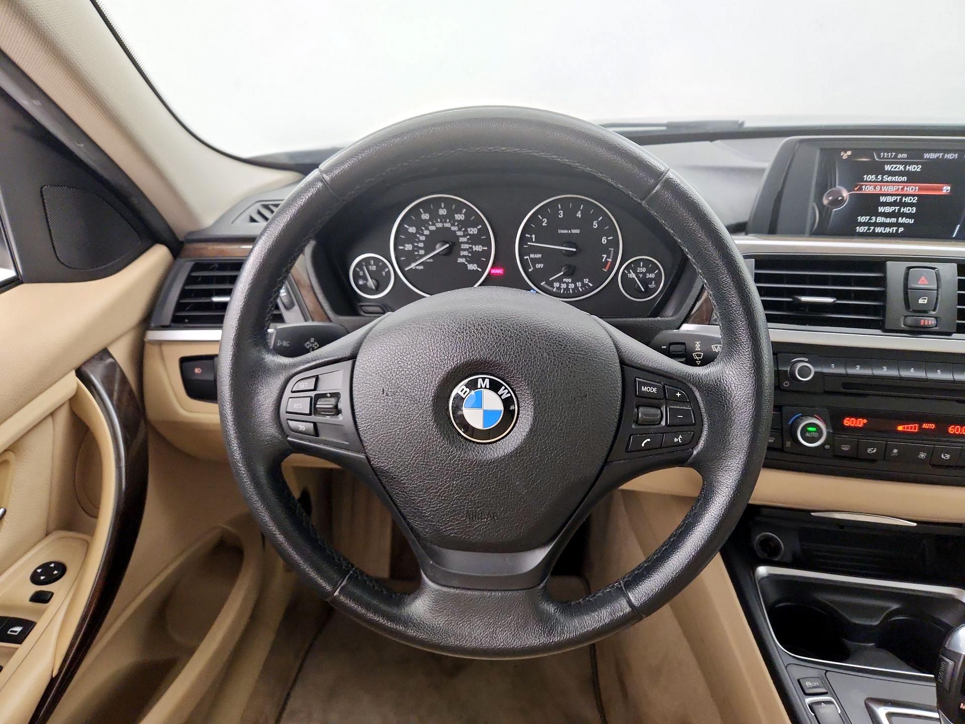 Thumbnail: 2015 BMW 3 Series - 10