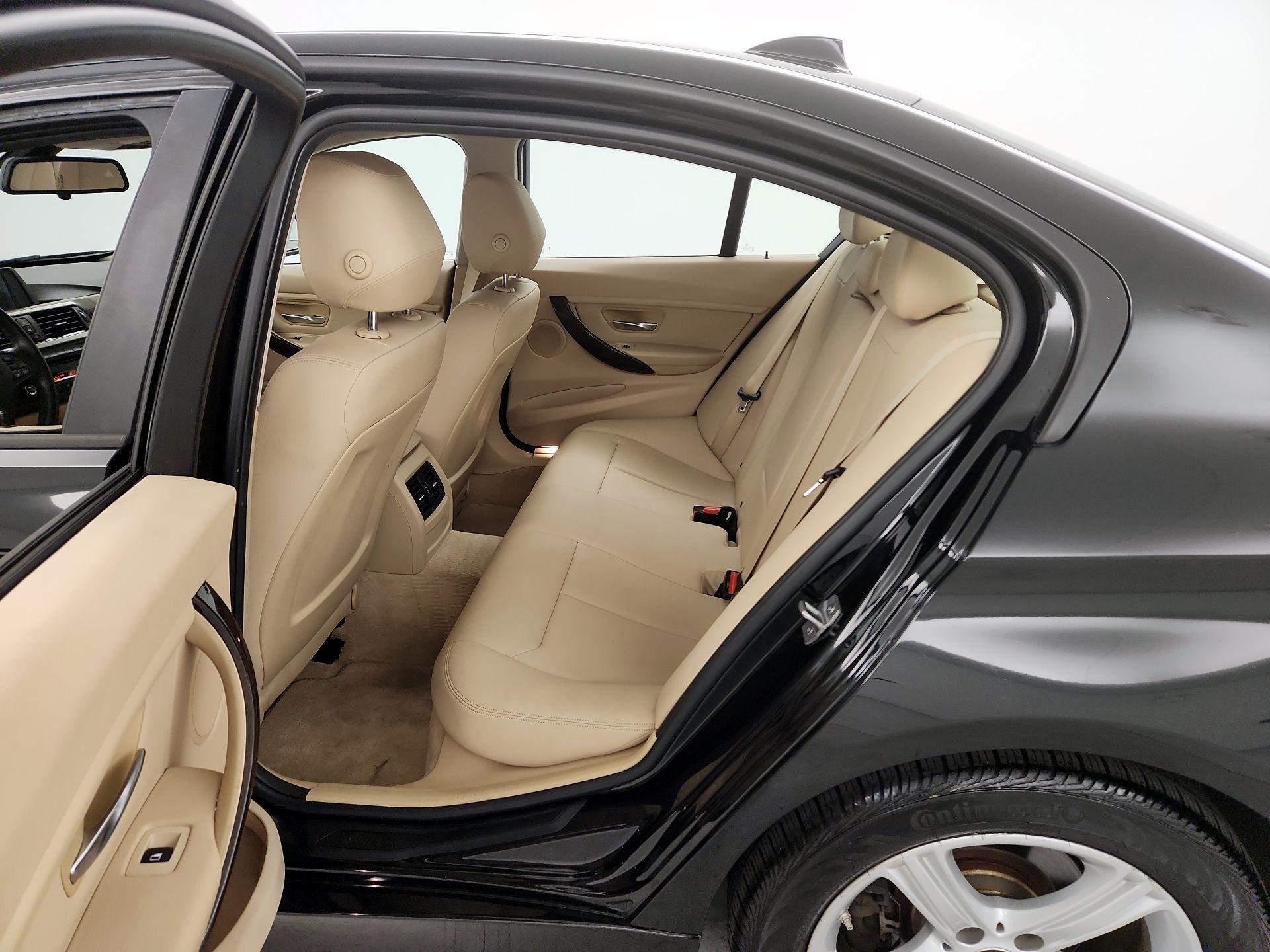 Thumbnail: 2015 BMW 3 Series - 19