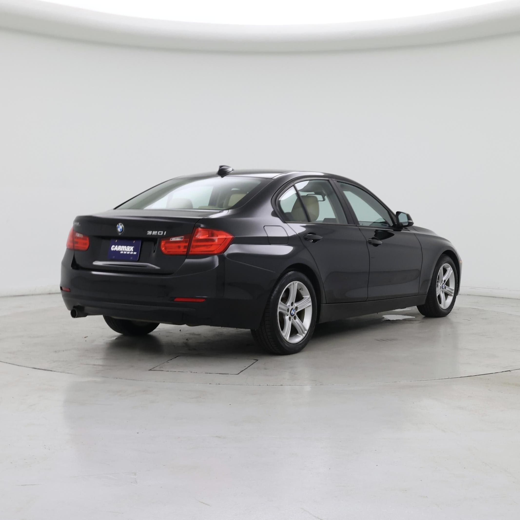 Thumbnail: 2015 BMW 3 Series - 8